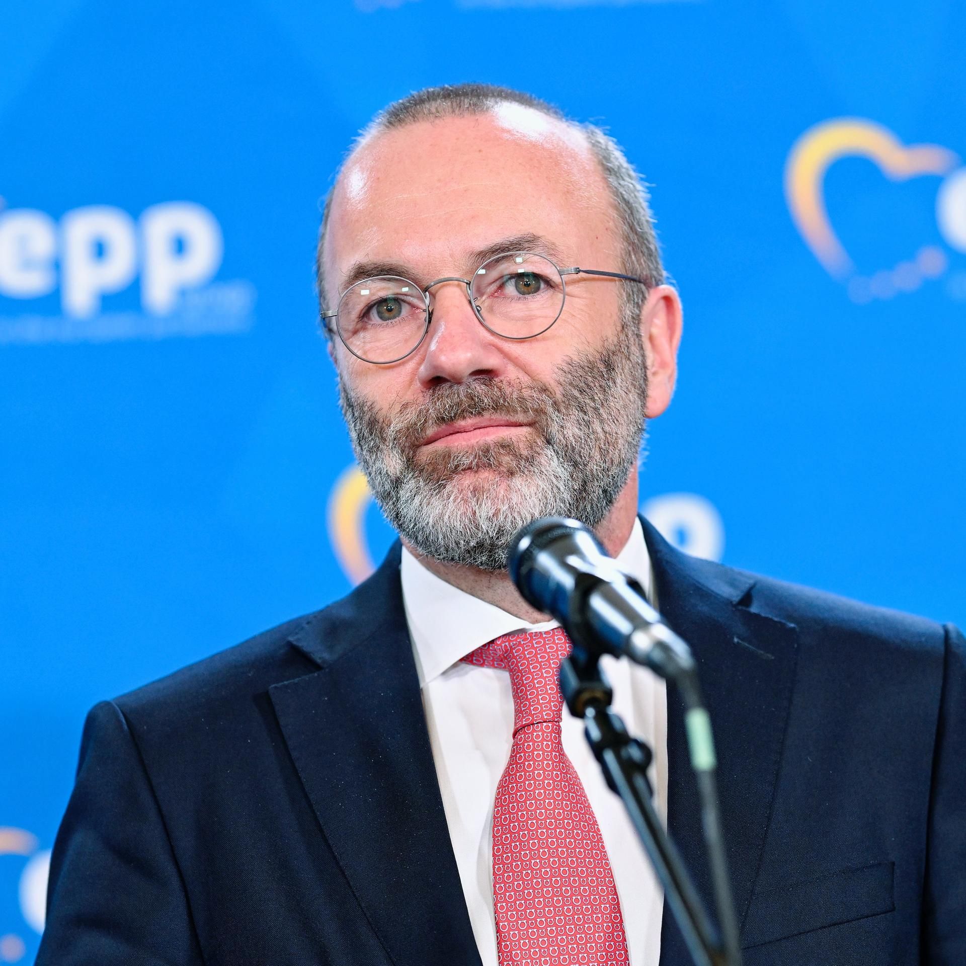 Brandmauer in der EU - Macht die EVP geheime Deals mit Rechtsextremen?