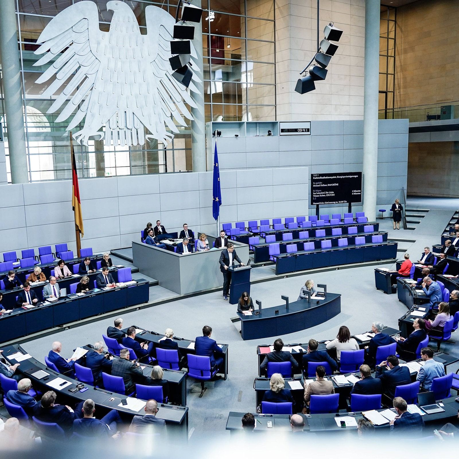 Bundestag beschließt Spritpreis-Bremse