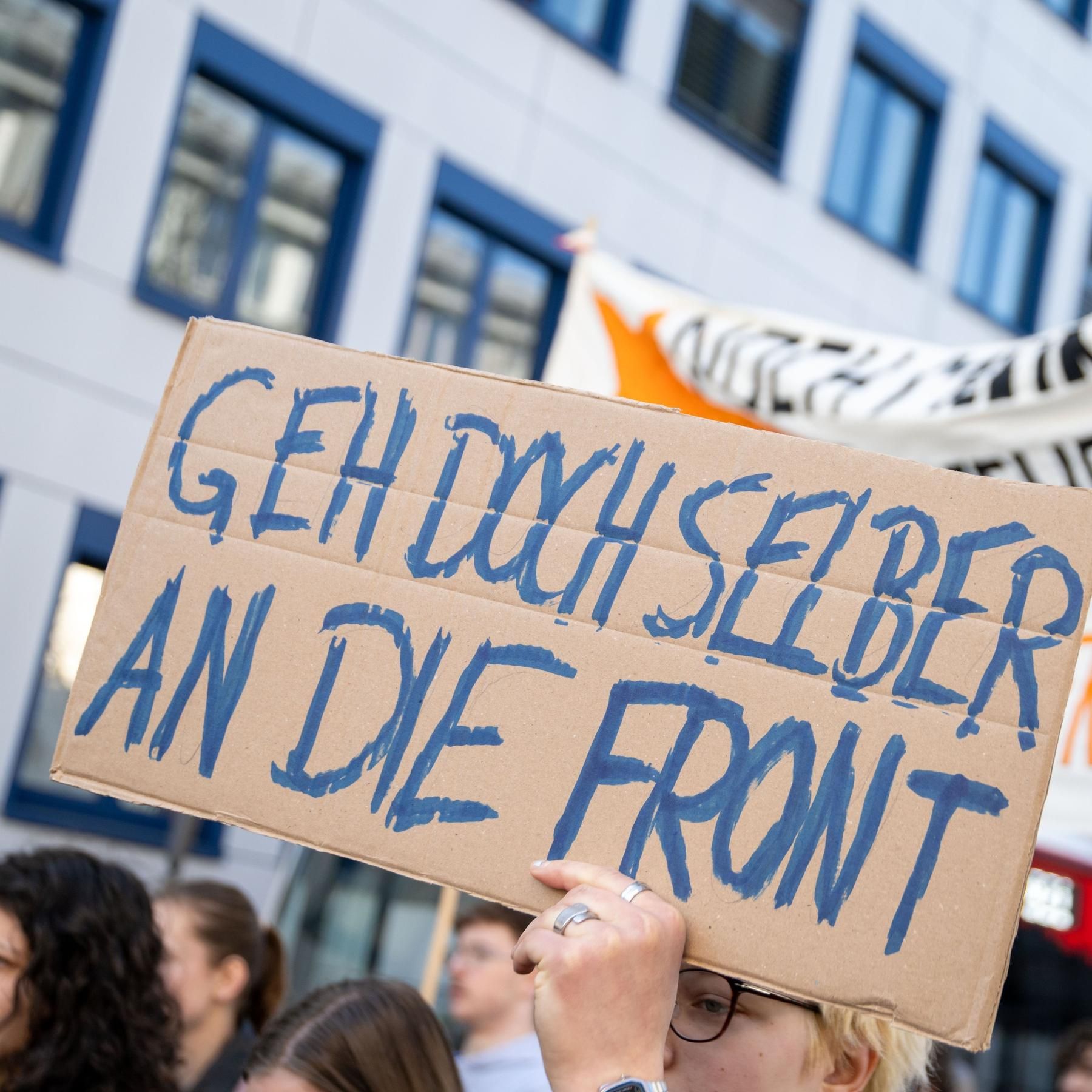 Bundesweiter Schülerstreik gegen die Wehrdienstreform