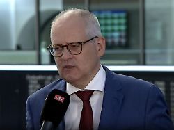 Carsten Klude: "Stabiler Arbeitsmarkt ist etwas verwunderlich"