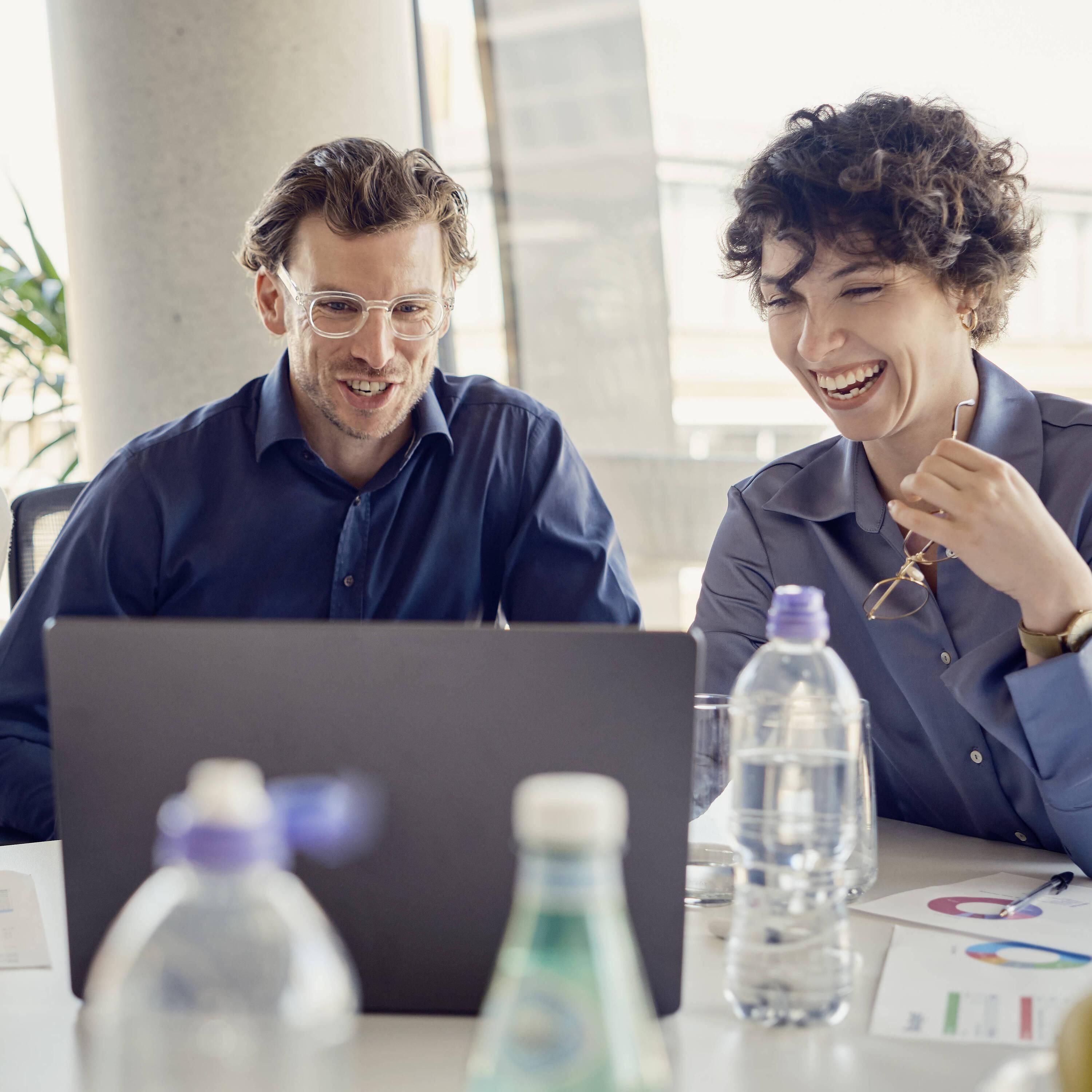 Chefs mit Witz: Wie wichtig ist Humor für den Geschäftserfolg?