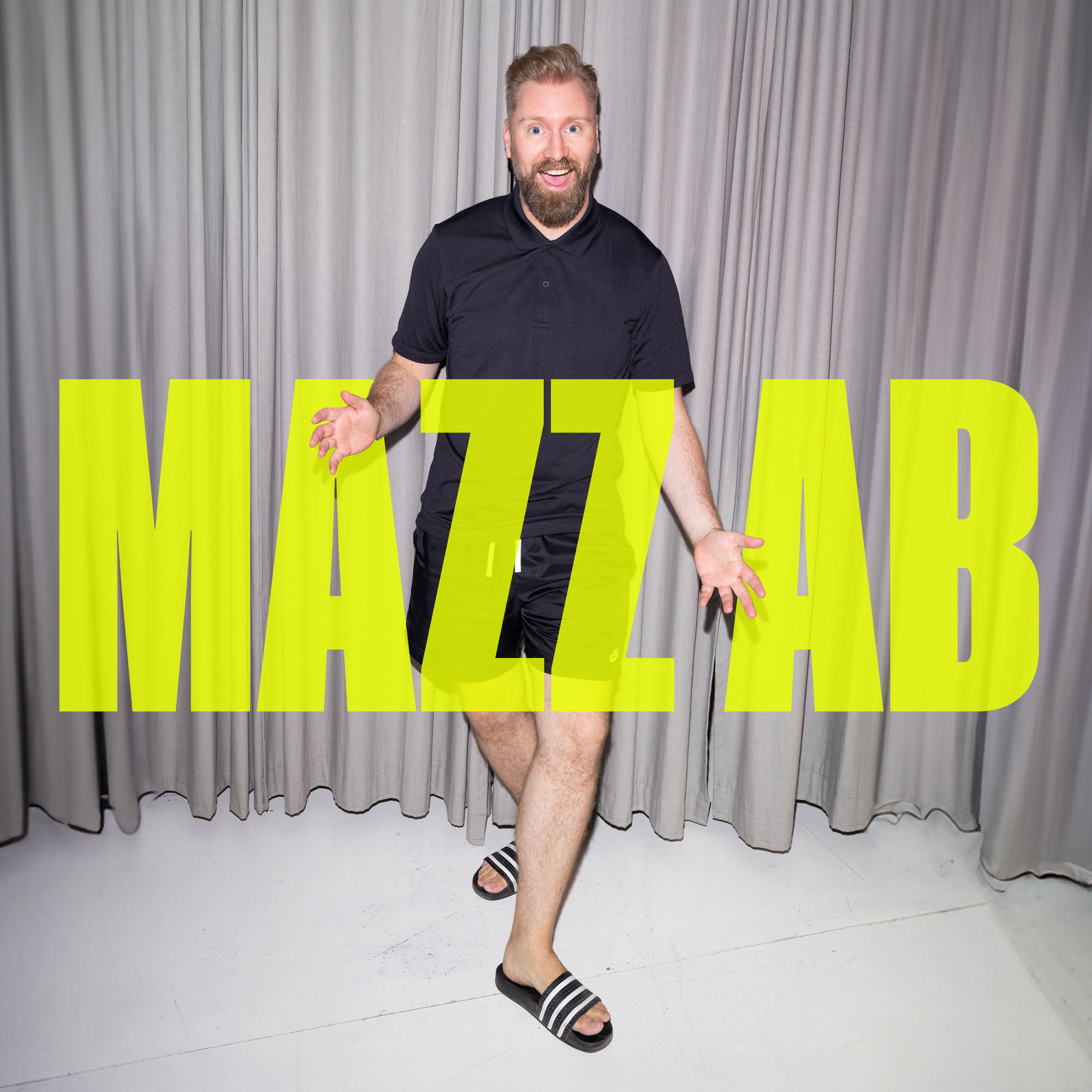 Comedian Luka Marija per Umwege zum Soloprogramm