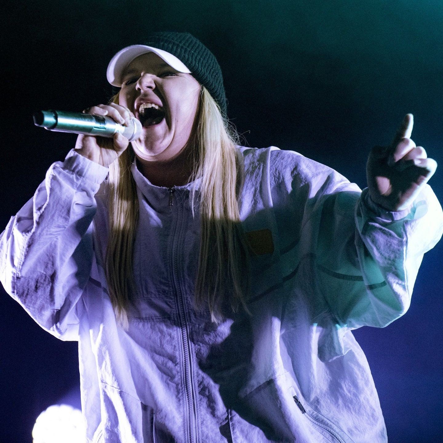 Dance Monkey – Tones And I