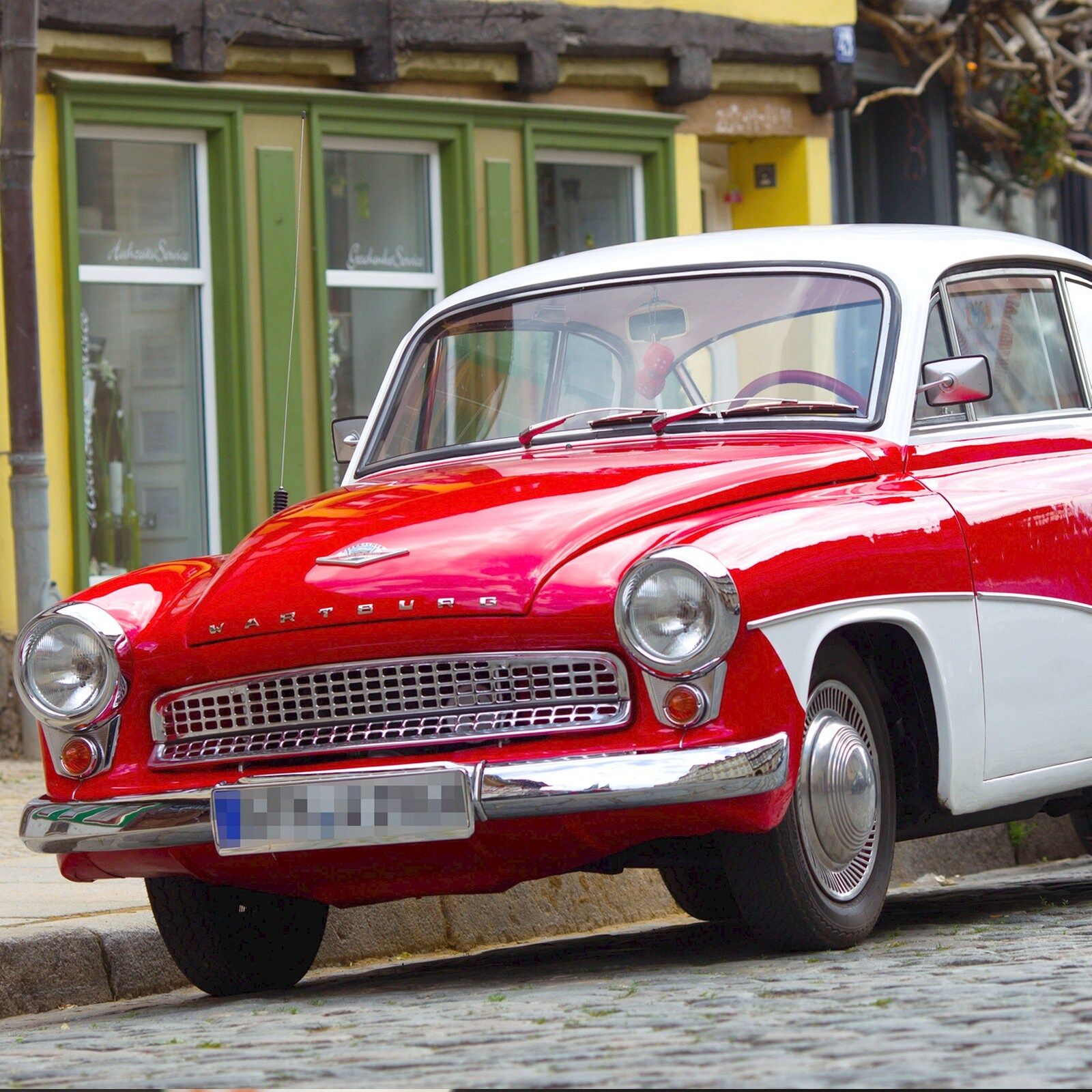 DDR-Autos als Oldtimer hoch im Kurs