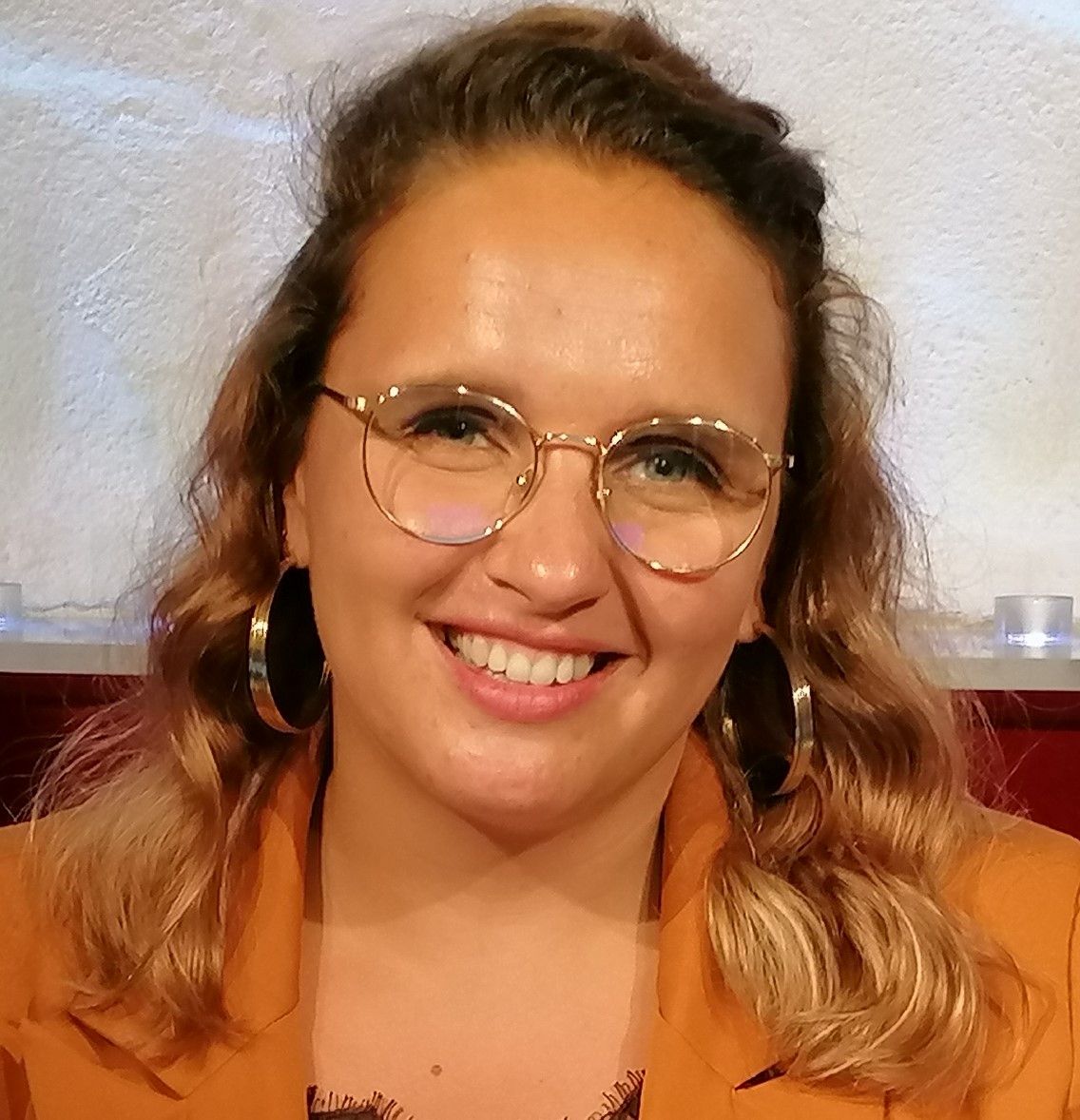 Debbie Kammerer - mit viel Lachen am Abgrund entlang