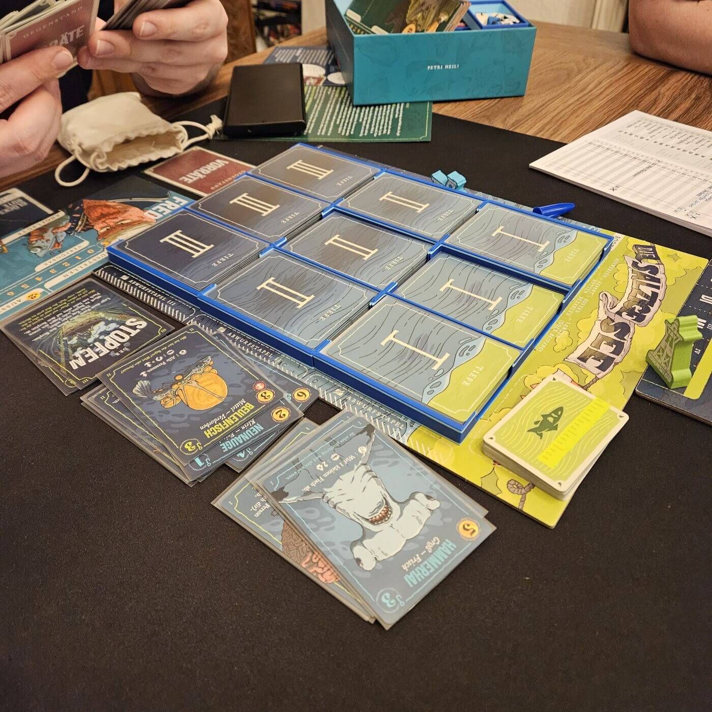 Deep Regrets (Teil 2) – Stark im Team, alleine mies – Folge 123