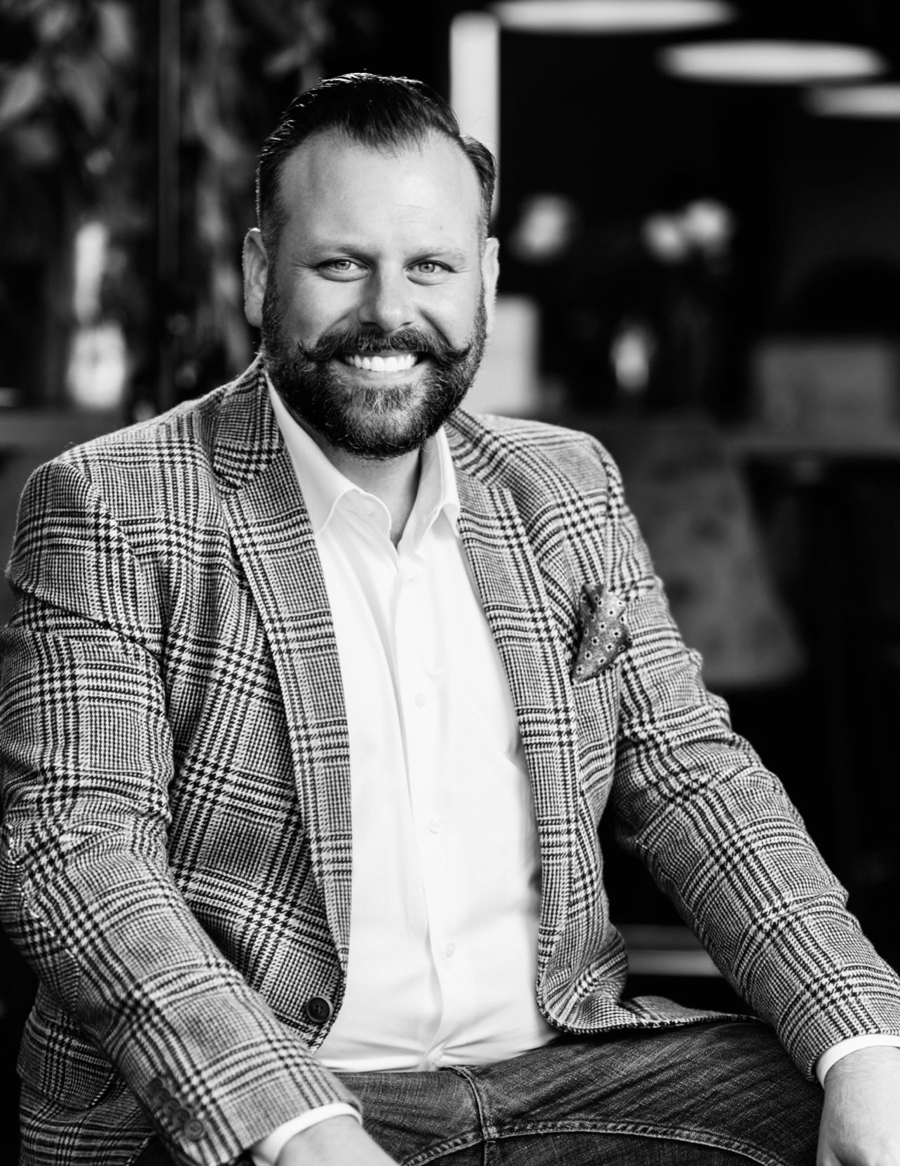 Dennis van Lierop zu Gast im Friseur Podcast