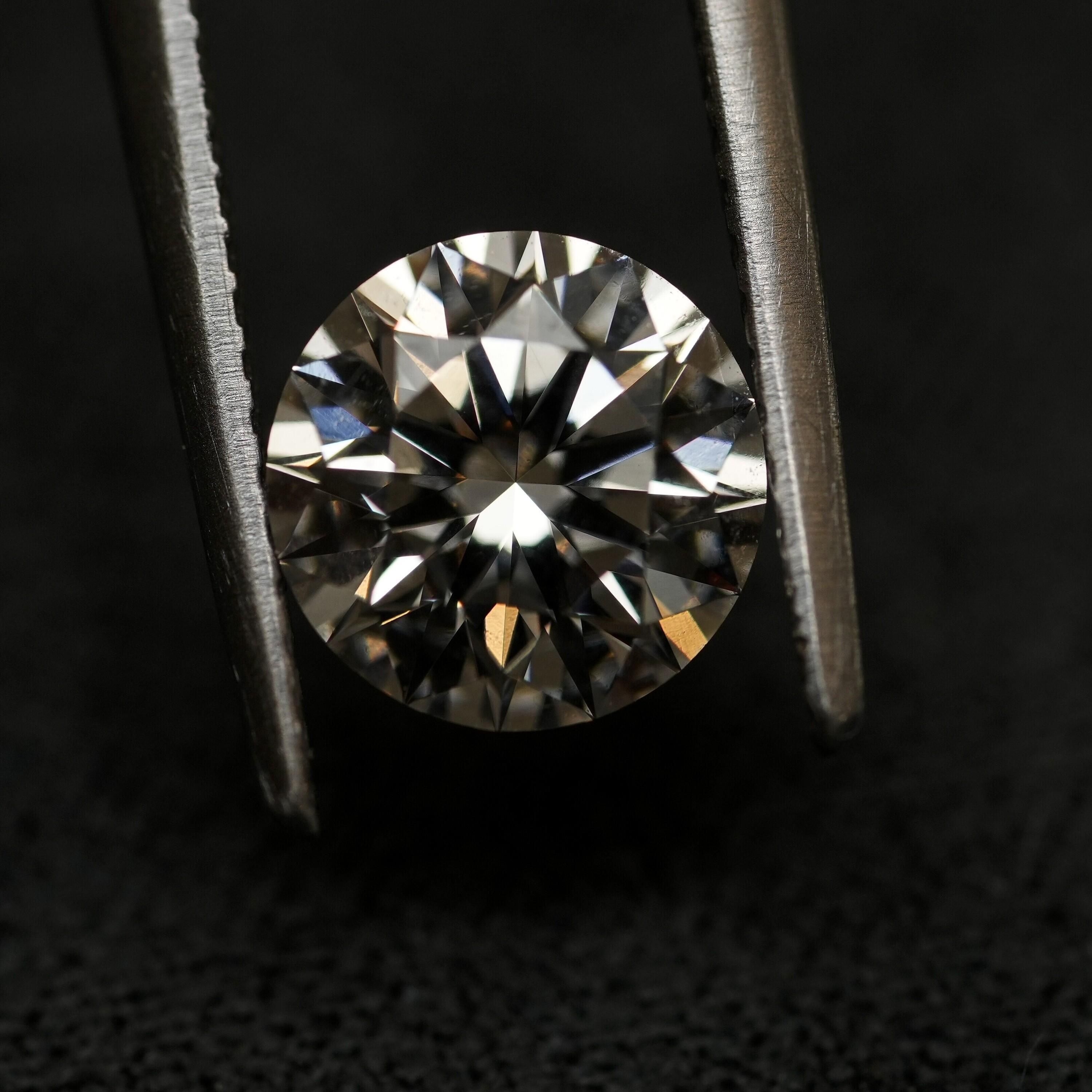 Diamanten aus dem Labor - Gold aus dem All