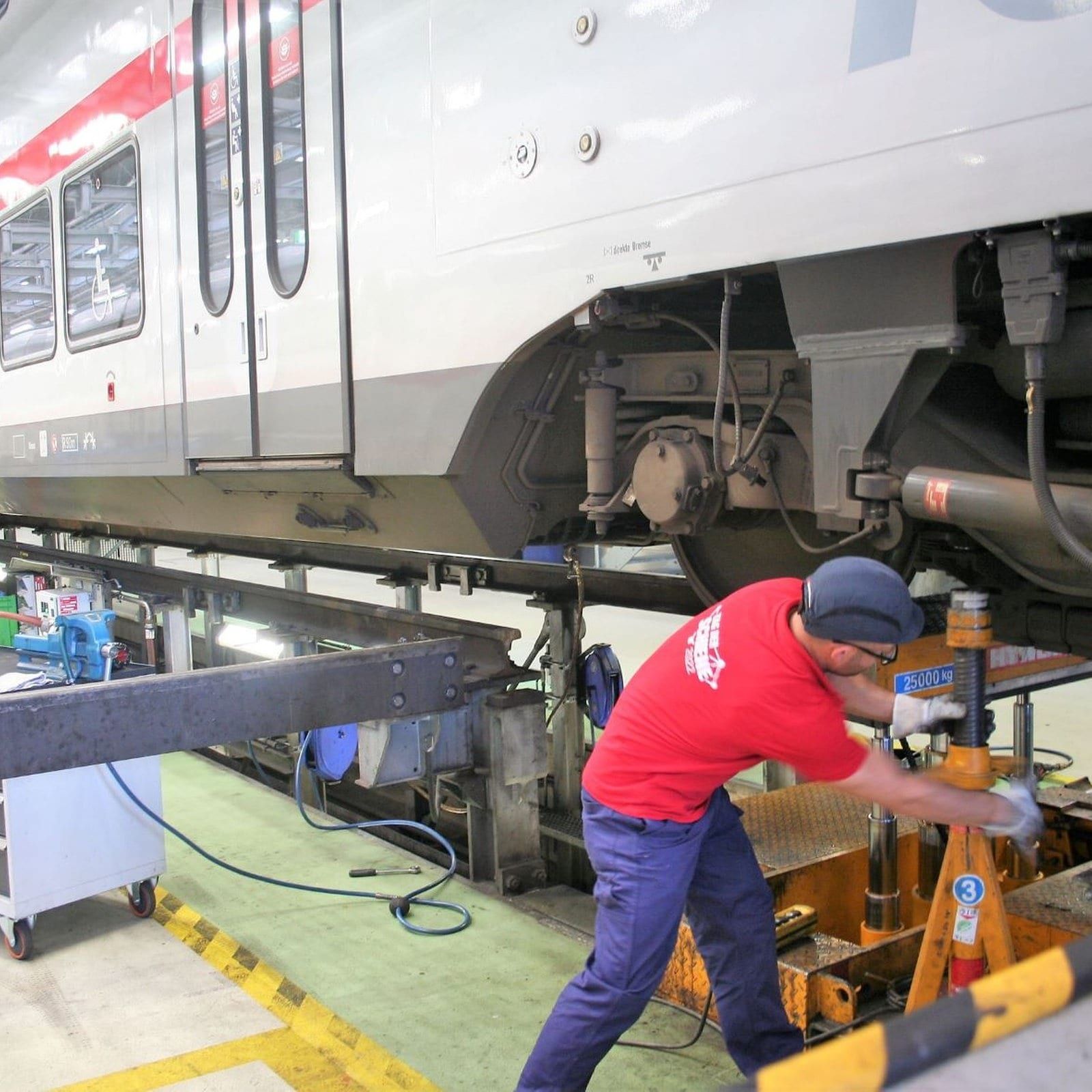 Die 200-Meter-Werkstatt - hinter den Kulissen des ICE-Werks Leipzig