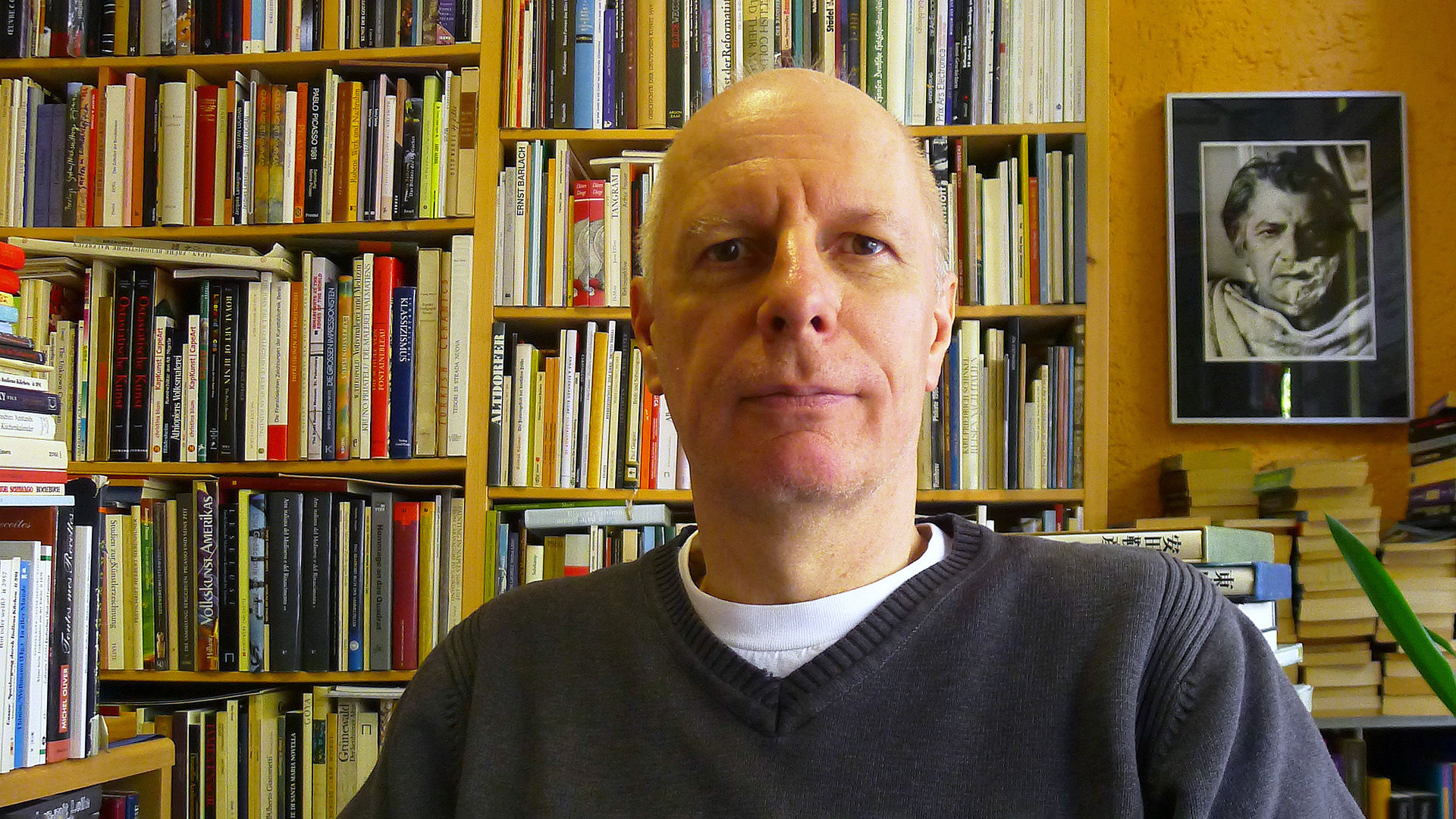 "Die einzige Konstante in meinem Leben ist die Literatur" | Wolfgang Rüger, Antiquar