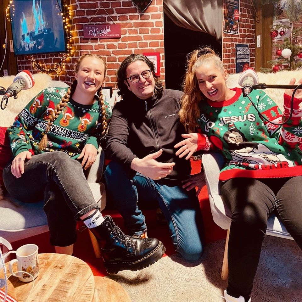 Die große ROXY Silvester Show: Ariane Müller und die Müller Sisters laden ein!