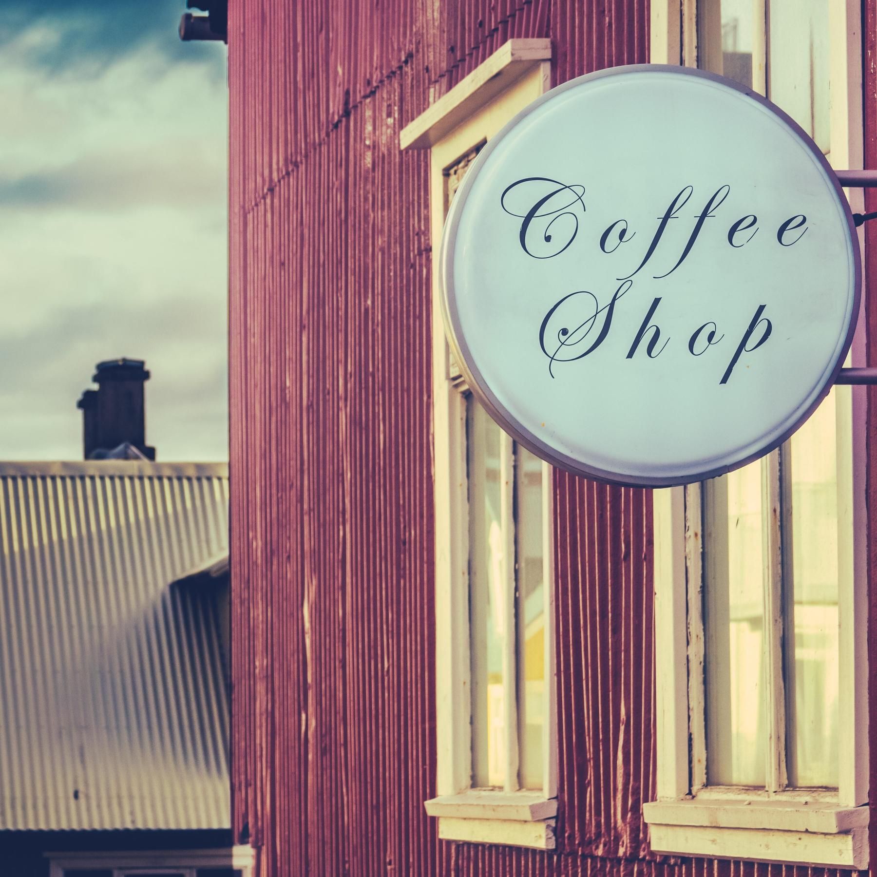 Die schönsten Gespräche 2025: Island mit Anne Siegel, Doppeldeckerbus mit Michèl Malcin, Sultans Trail mit Martin Zinggl