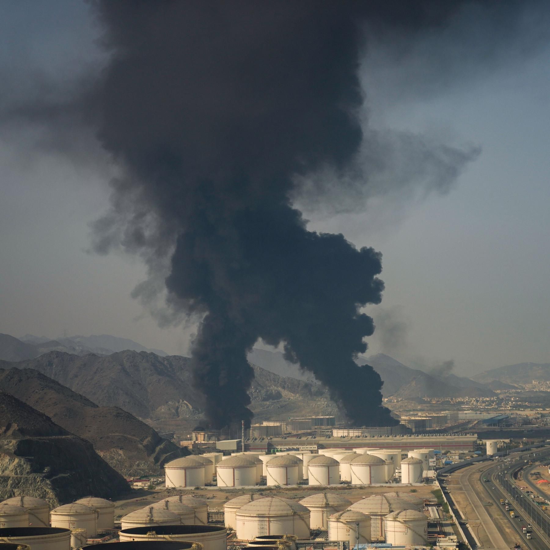 Die Topthemen am Sonntagmorgen: US-Präsident Trump droht mit weiteren Angriffen