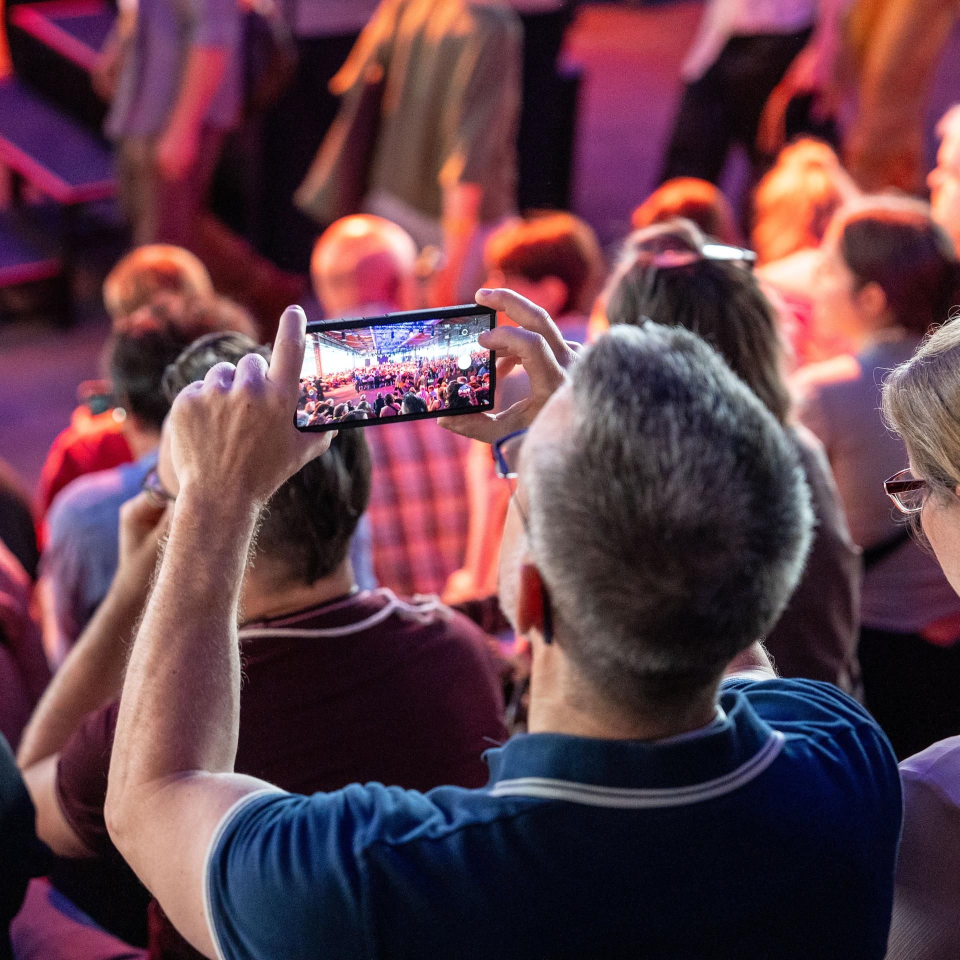 Digitalkonferenz re:publica - Bringt uns KI eine gute Zukunft?