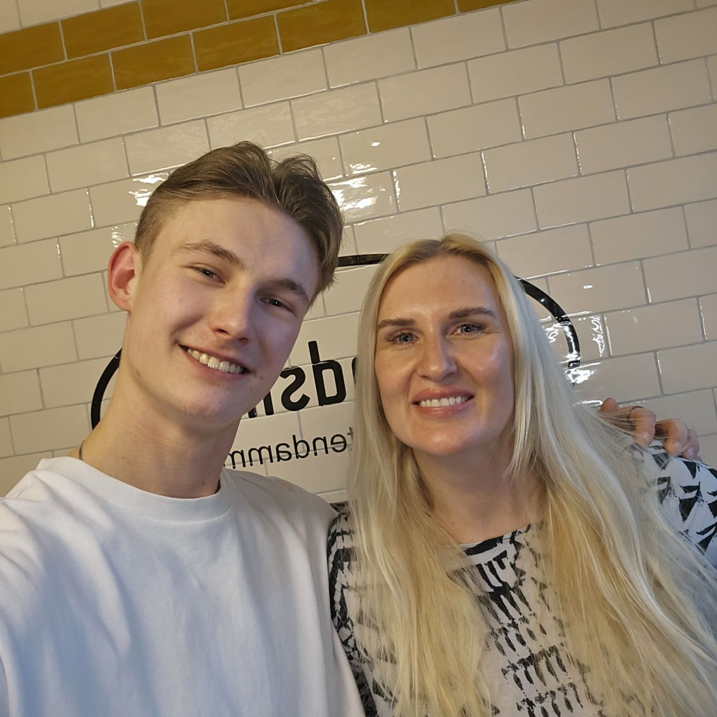 DJ Herzbeat über deutschen Party-Schlager ohne Grenzen: "Tanzen kann jeder dazu"