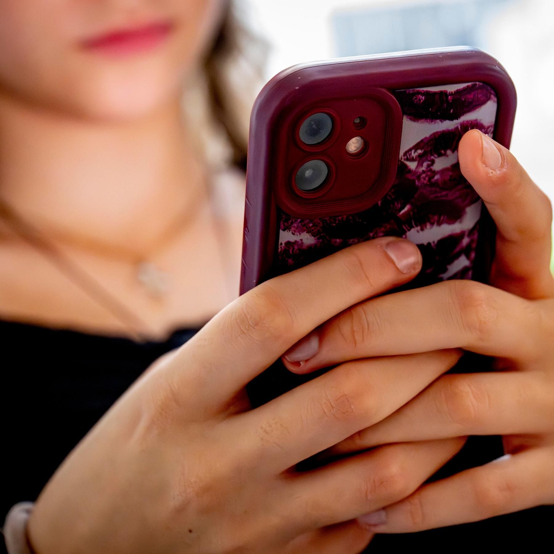 Dopamin im Sekundentakt - Schaden Social Media dem Gehirn von Jugendlichen?