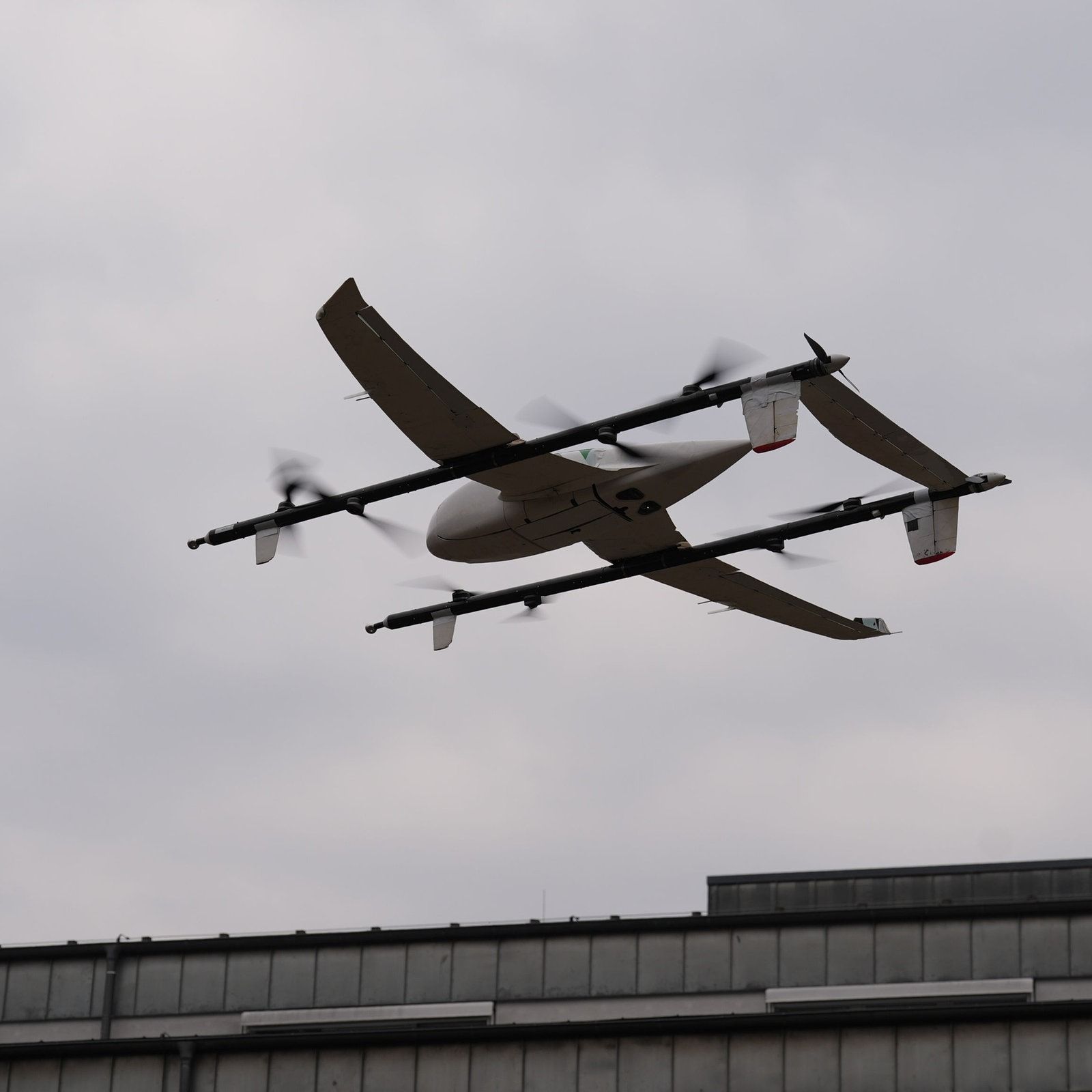Drohnen transportieren Blutproben ins Labor