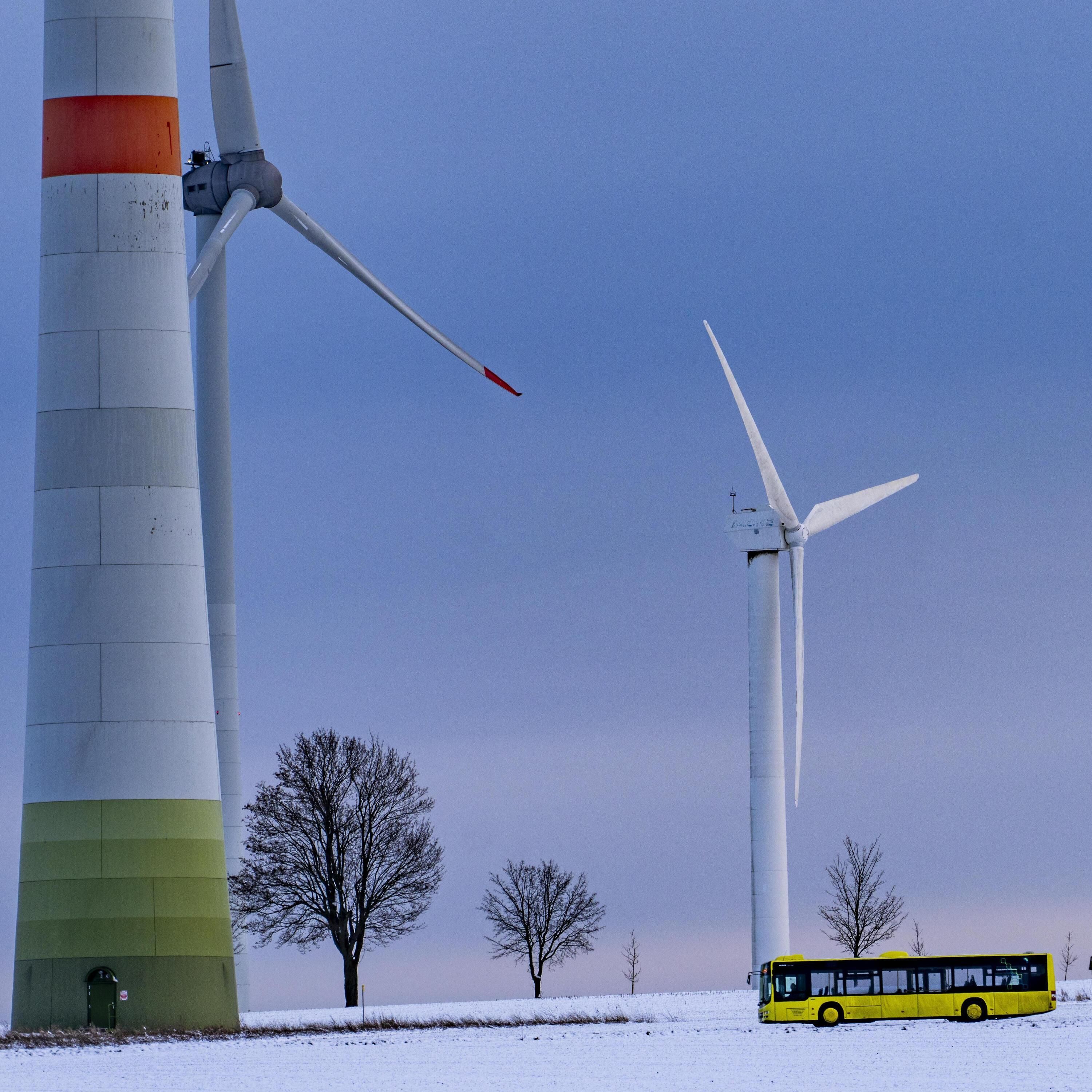 "Dunkelflauten nehmen durch den Ausbau der Erneuerbaren ab" - Simone Peter (BEE)
