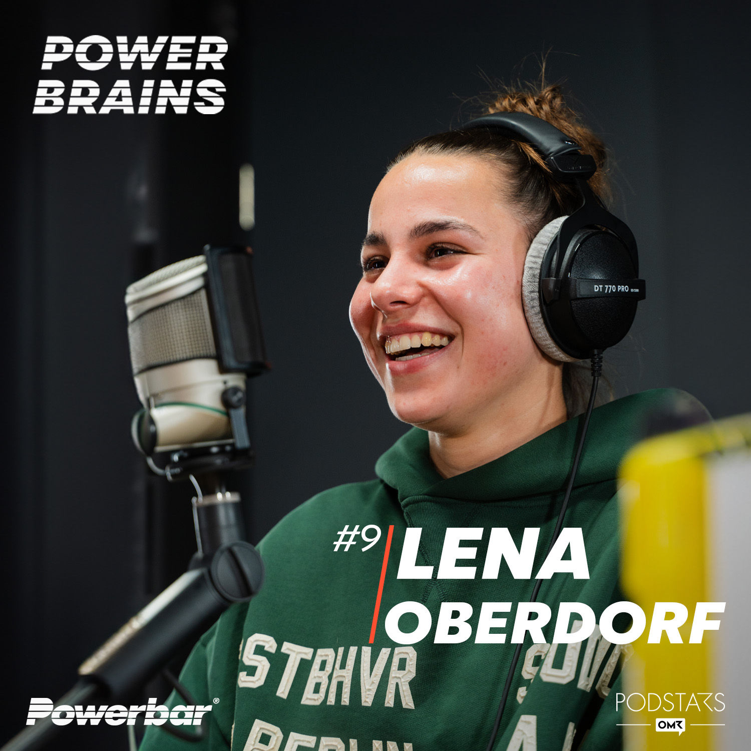 Ein Vorbild im Frauenfußball & Selleriestangen – mit Lena Oberdorf