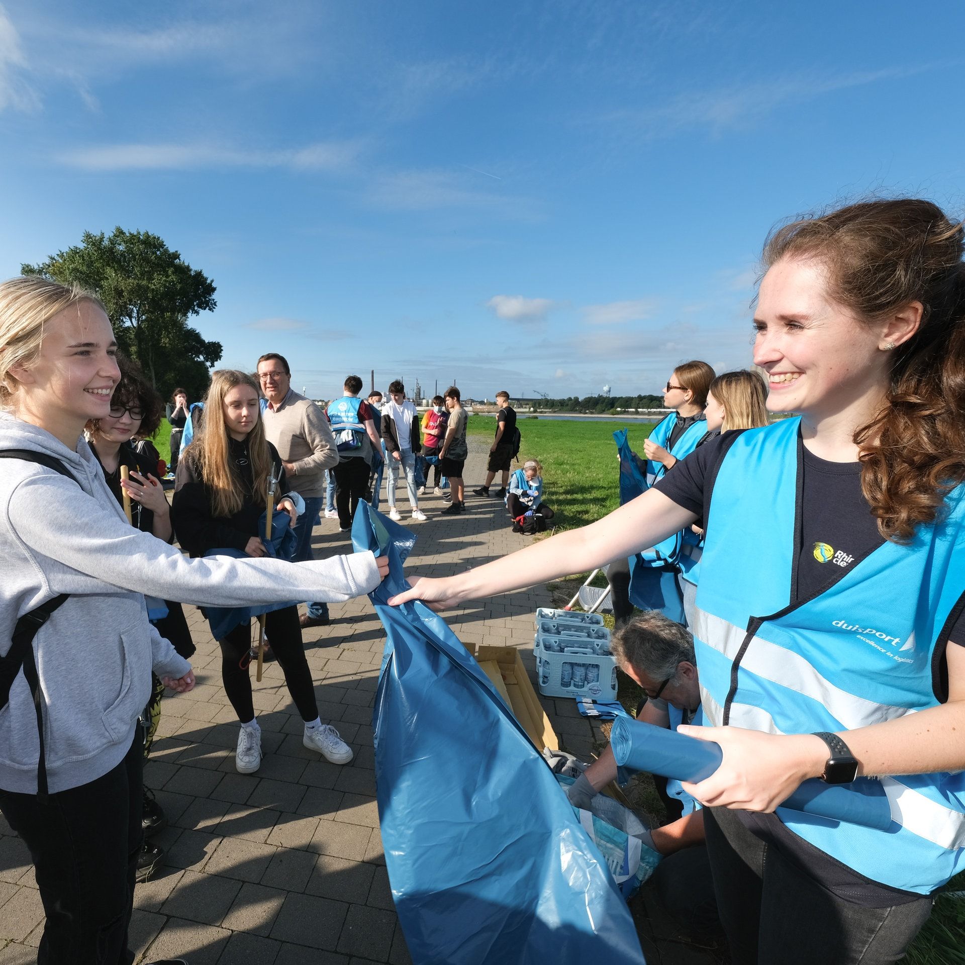 Einen Tag Flüsse aufräumen - der Rhine Clean Up Day