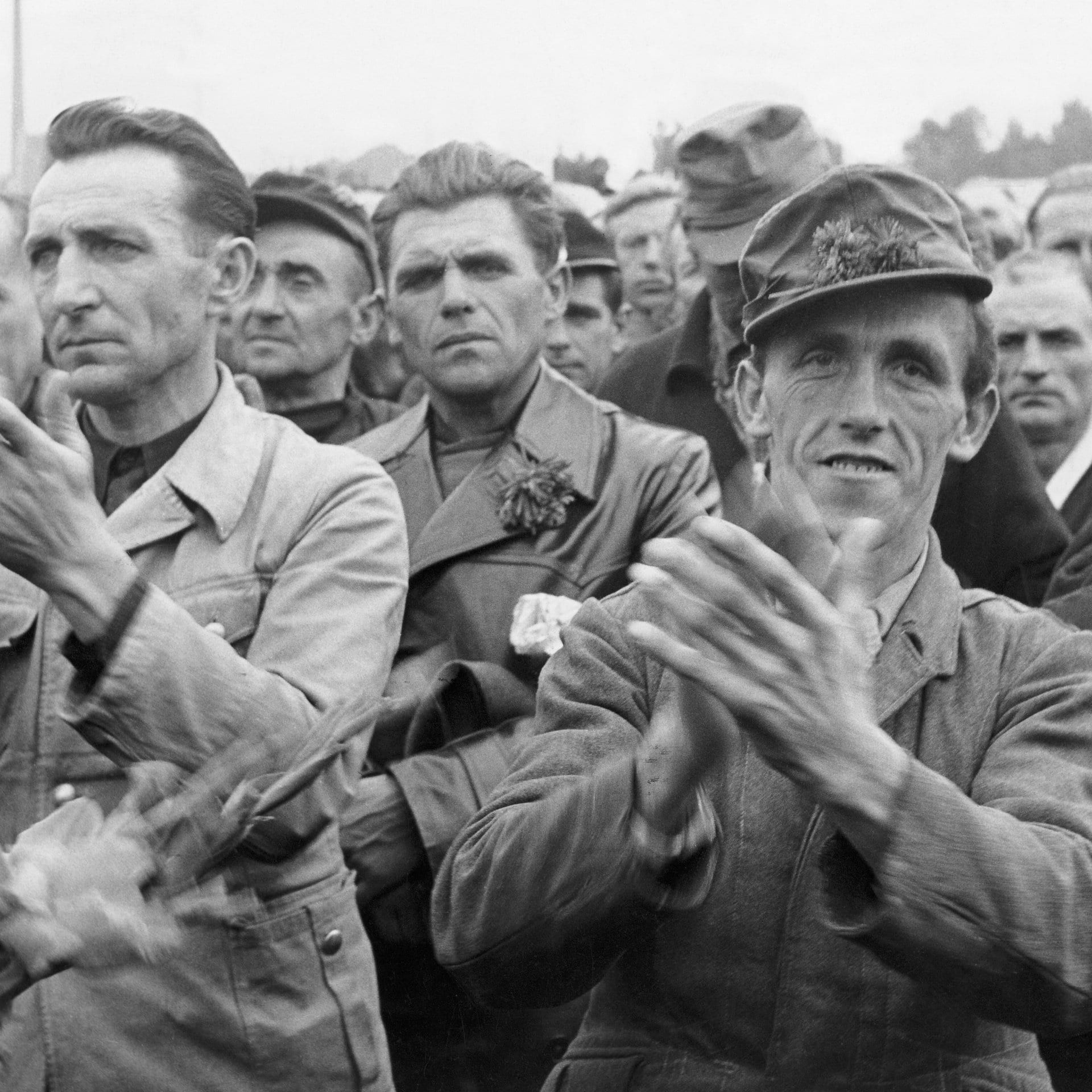 Endlich frei – Spätheimkehrer kommen im Lager Friedland an | 8. bis 11.10.1955