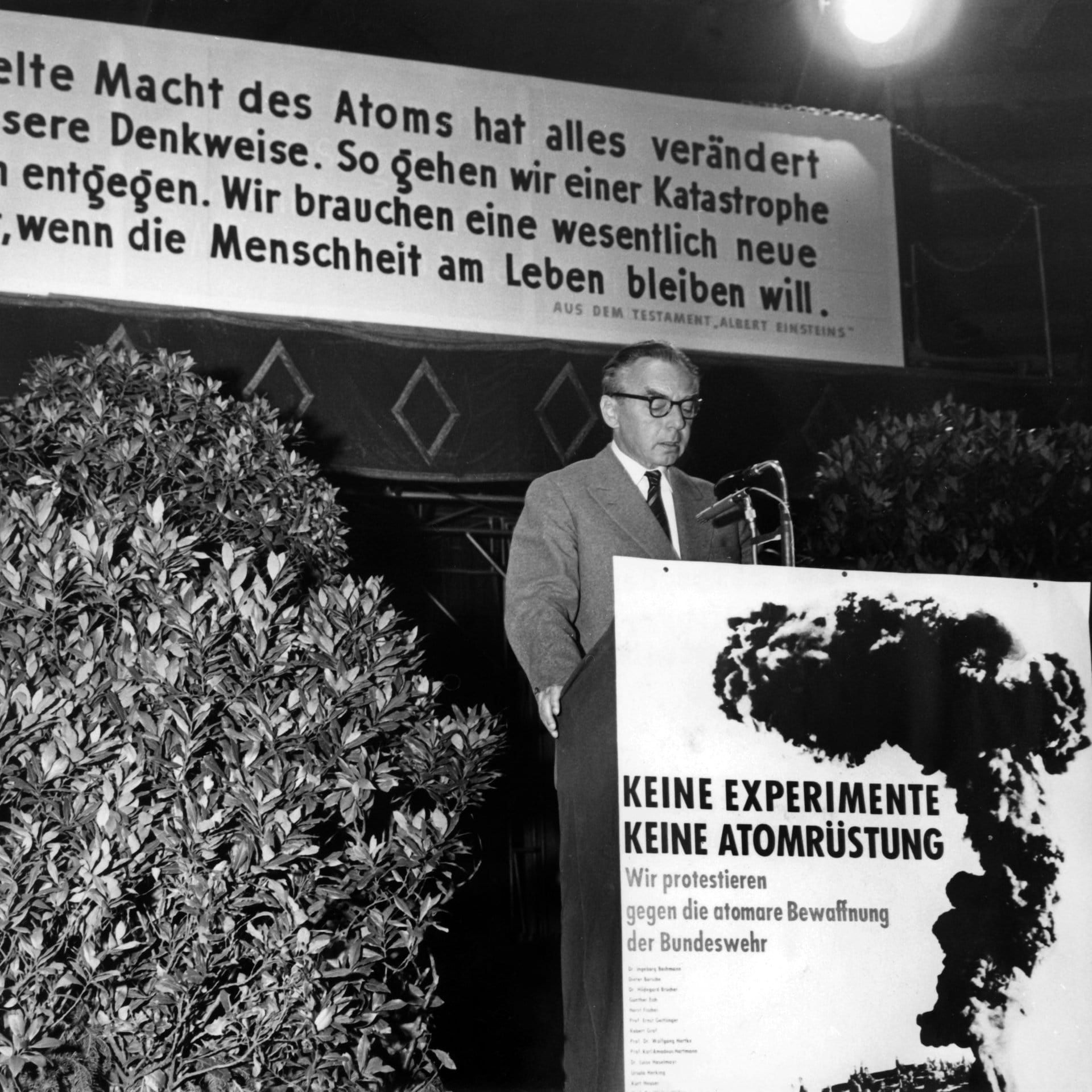 Erich Kästner: "Europa wird ein Atom-Korea" | 19.4.1958