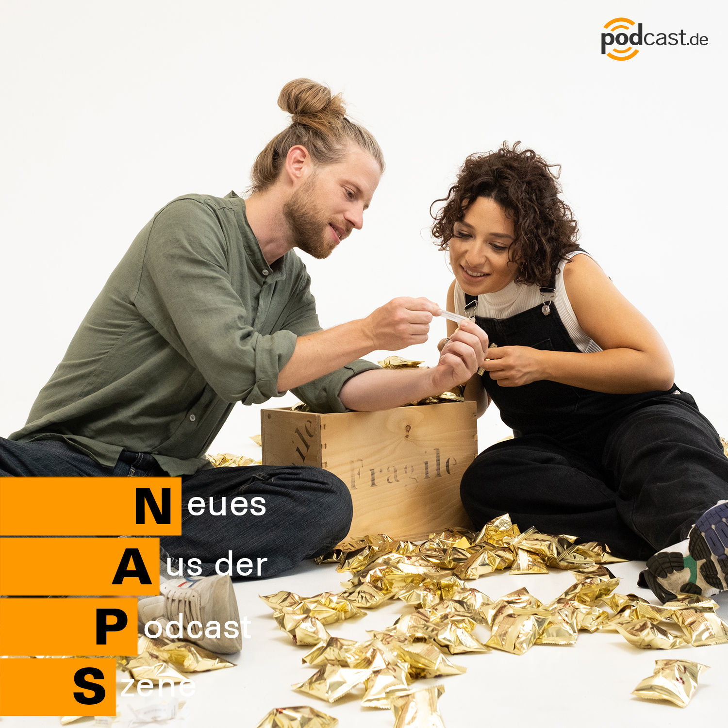 "Erst die Arbeit, dann das Vergnügen!" - Der WDR-Podcast "Carpe What?" prüft Kalendersprüche auf ihren Sinn #26 NAPS Podcast