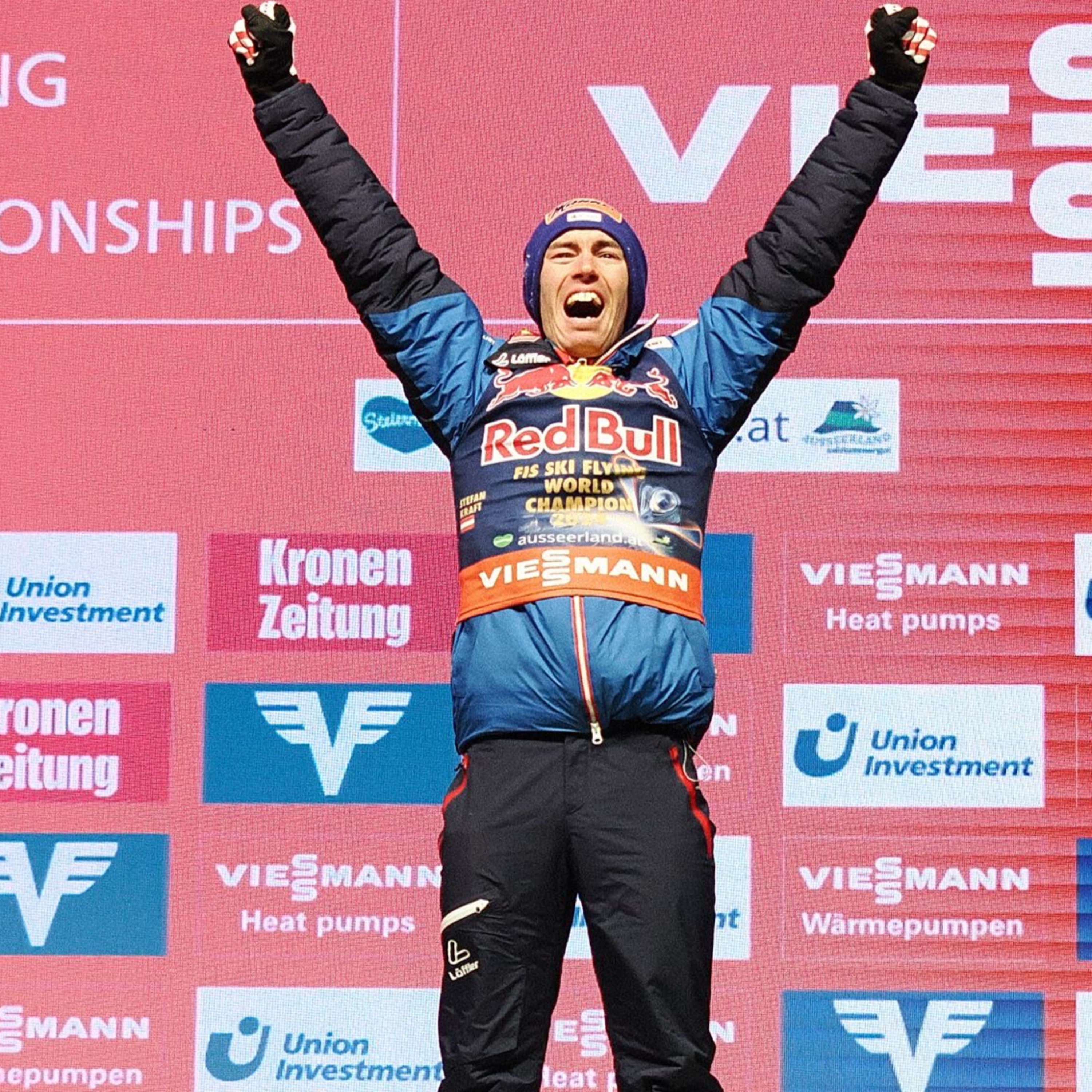 Es ist vollbracht - Gold für Stefan Kraft und das Team Sloweniens