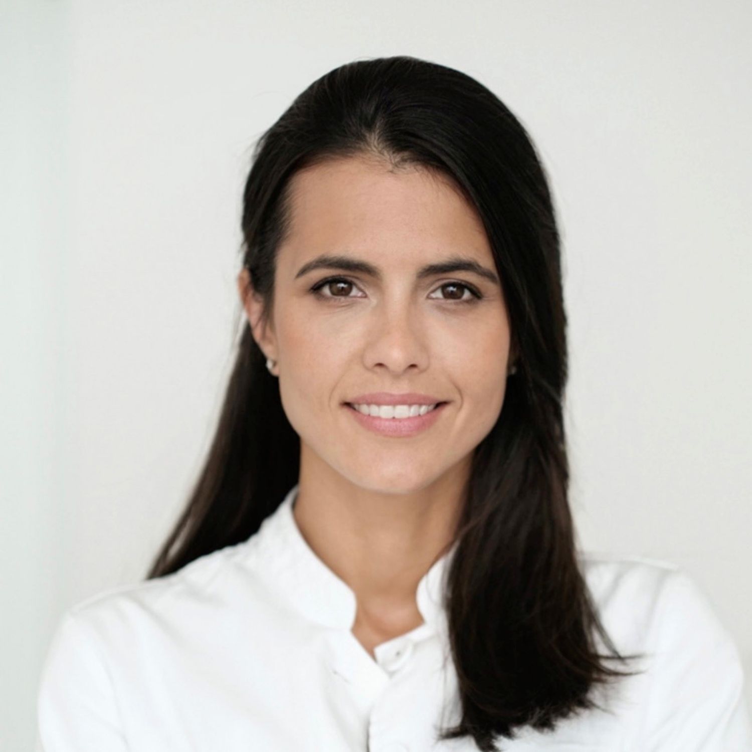Estefanía Lang, Dermatologin mit HautarztApp So techt Deutschland