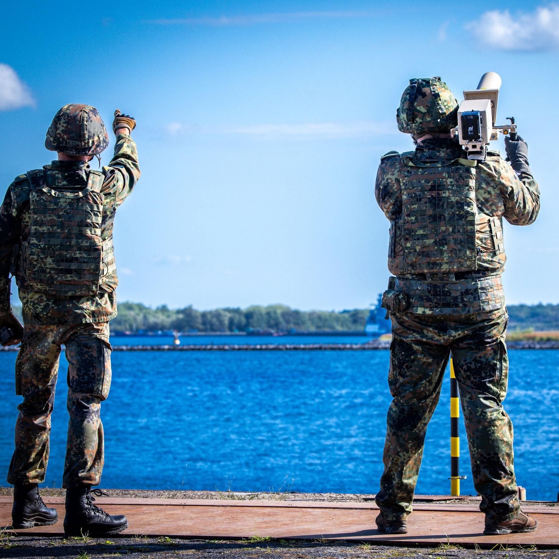 EU-Kommission legt Fahrplan zur Verteidigung vor