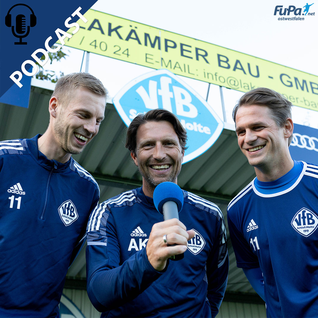 Flügelzange OWL beim VfB Schloß Holte - im Gespräch mit den Ex-Profis Sören Brandy und Thomas Bertels sowie Trainer Andre Koslowski.