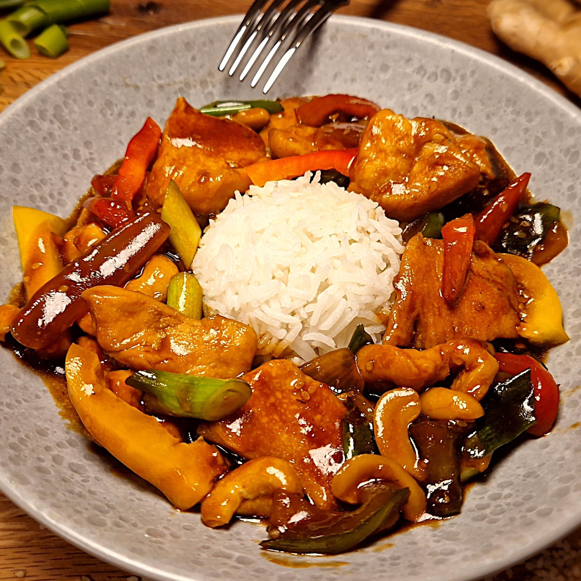 Folge 138 - Asia-Chicken Deluxe in würziger Umami-Sauce