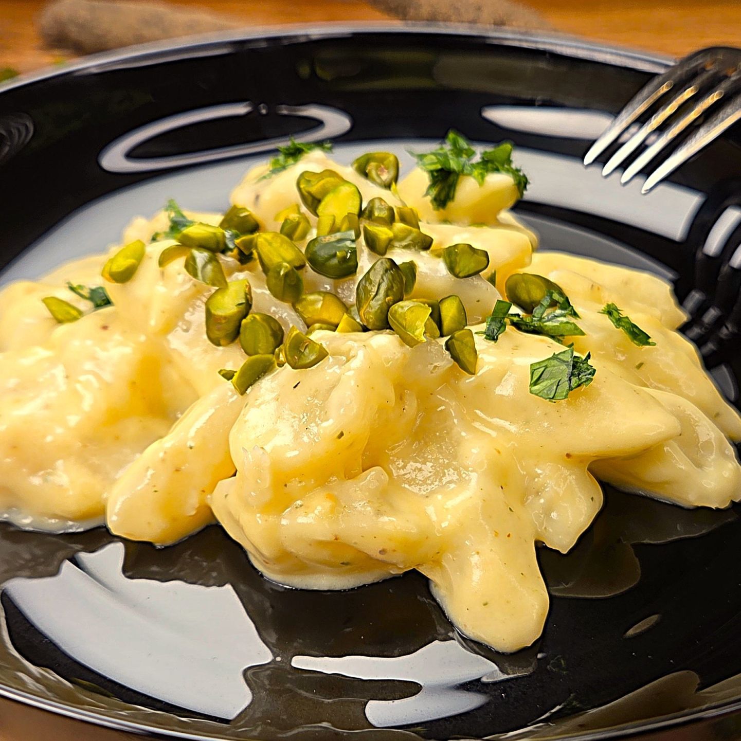 Folge 163 - Vergessenes Gemüse: Schwarzwurzelragout mit Pistazien-Crunch