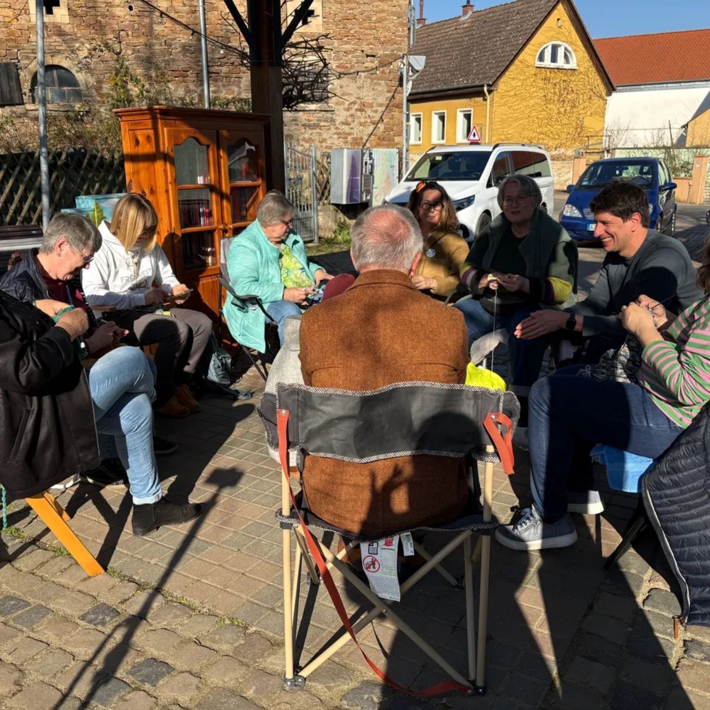 Folge 71: Demokratie-Tour #6 – "Stricken für die Demokratie"