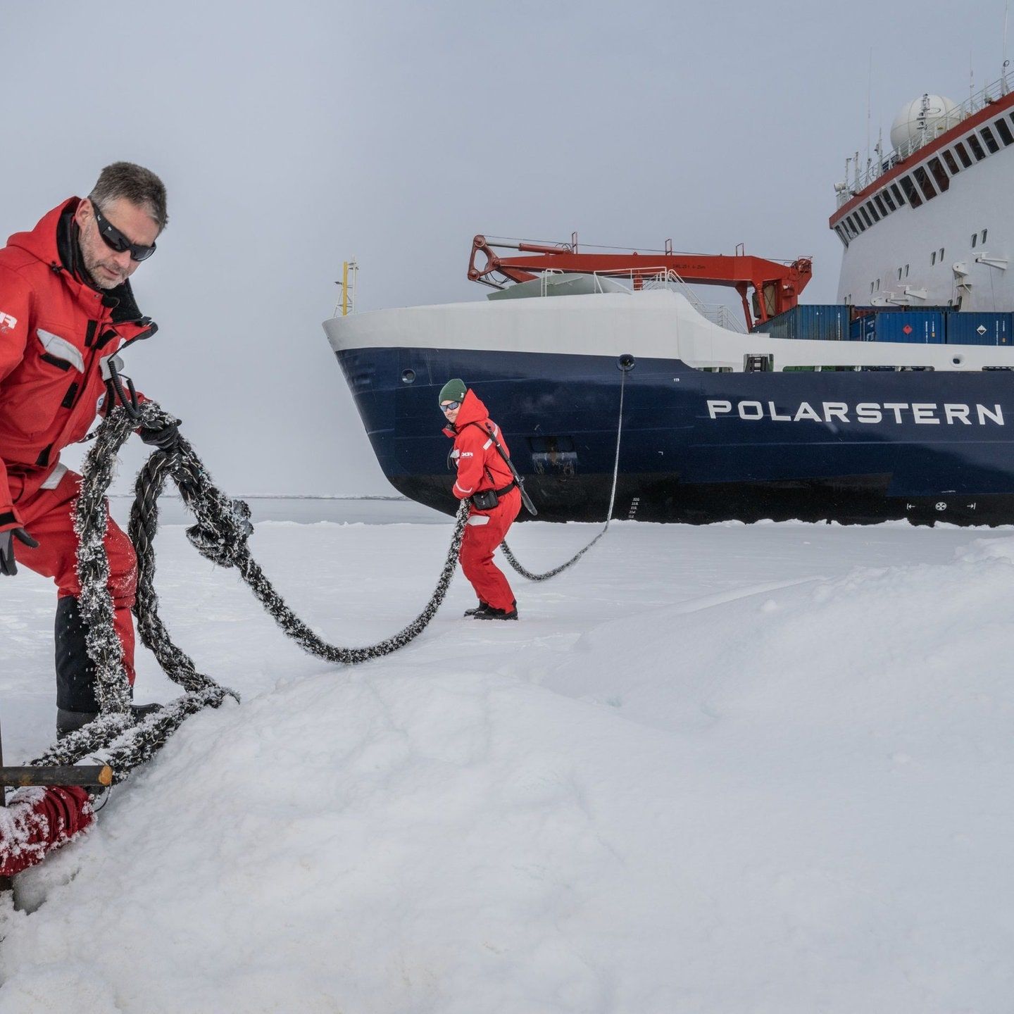 Forschungsreise Arktis: Mit der Polarstern Eisschollen vermessen