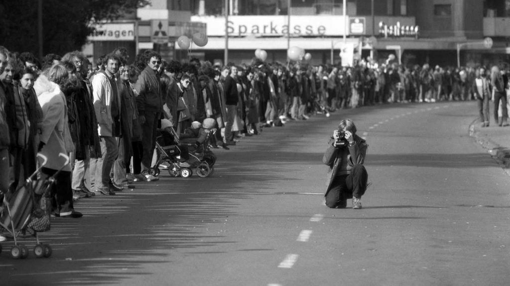 Friedensbewegung: 40 Jahre Menschenkette von Ulm nach Stuttgart
