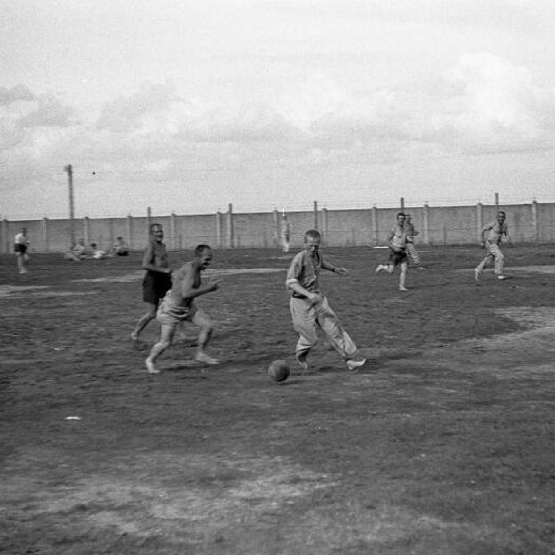 Fußball unter dem Hakenkreuz