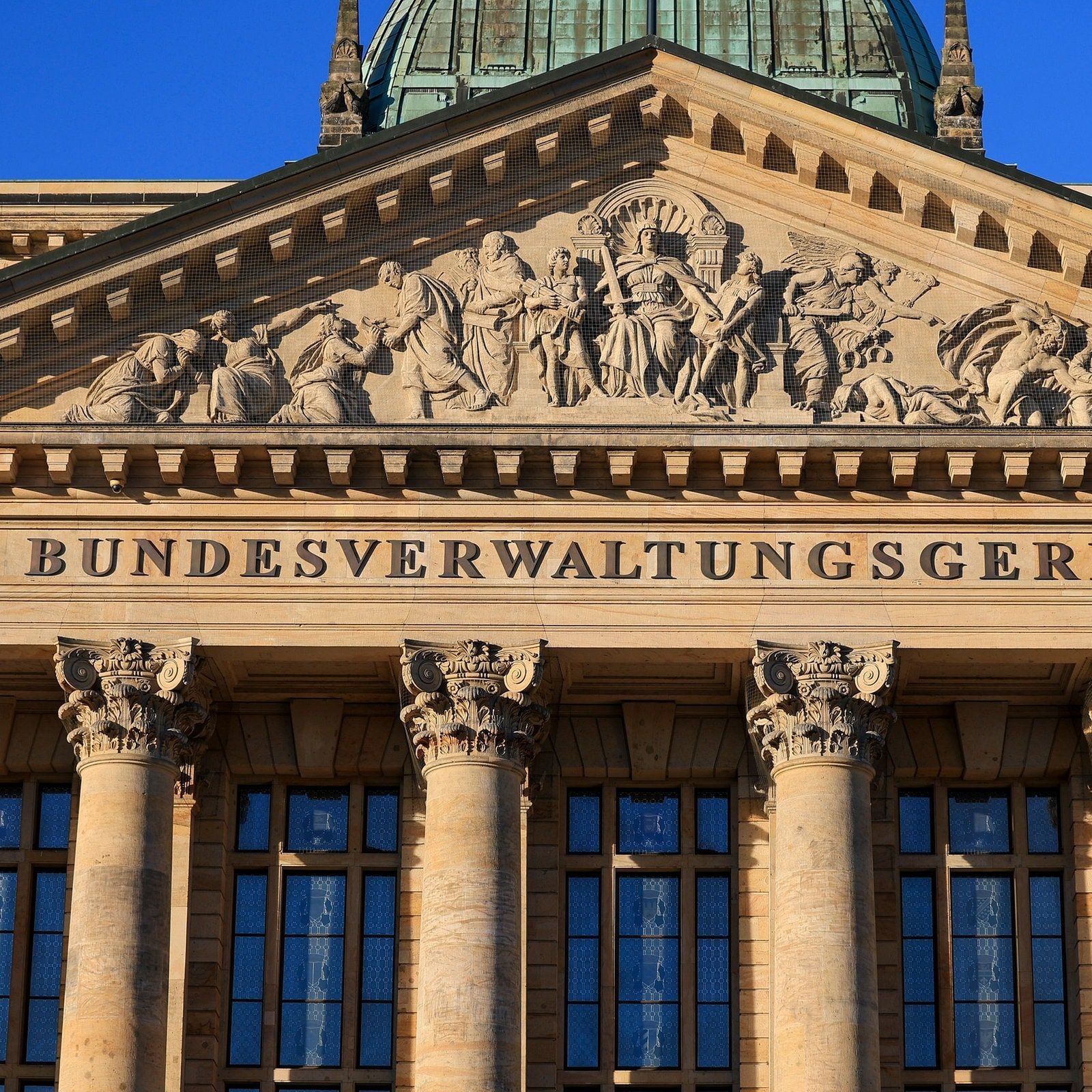 Gericht kippt Hammerskins-Verbot