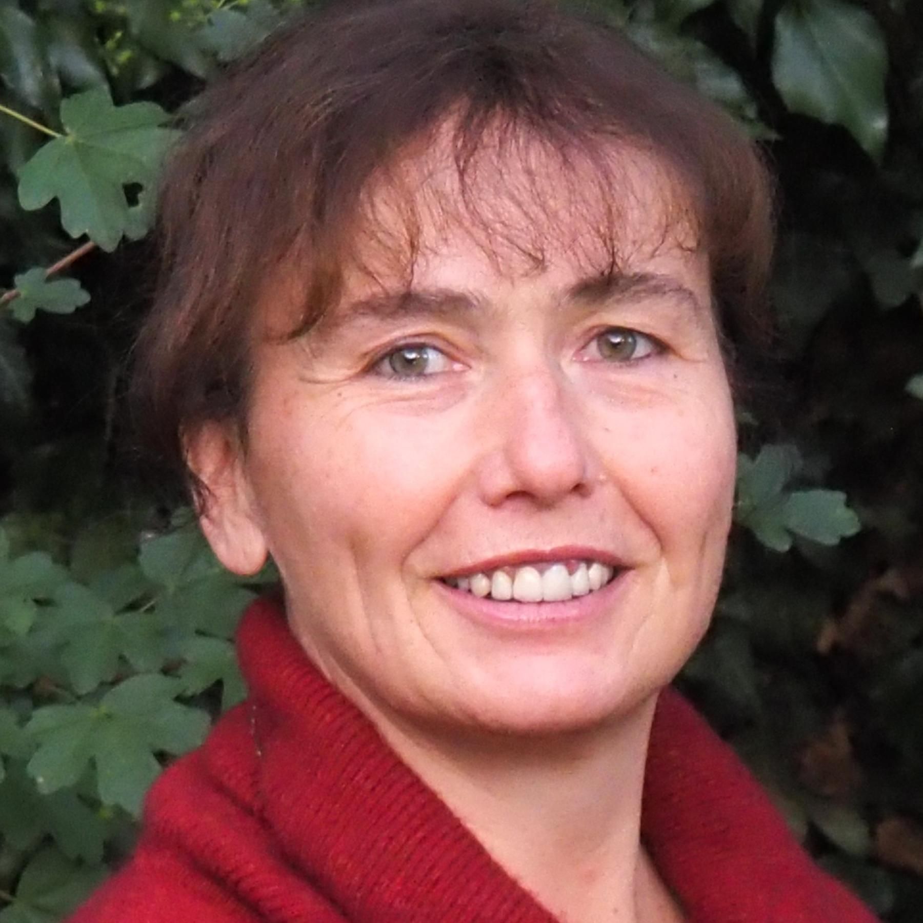 Gertraud Heidinger, Imkerin: sammelt Bienenschätze