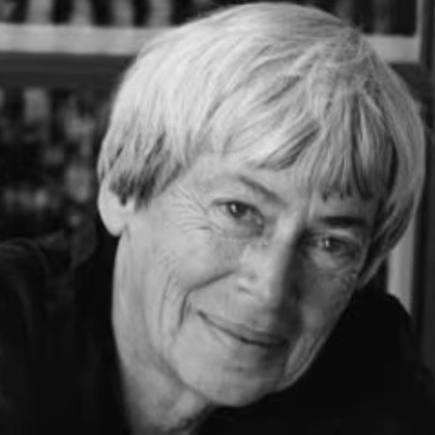 „Geschichten, die den Blick auf die Welt verändern“: Ursula K. Le Guins Erzählband „Der Tag vor der Revolution“