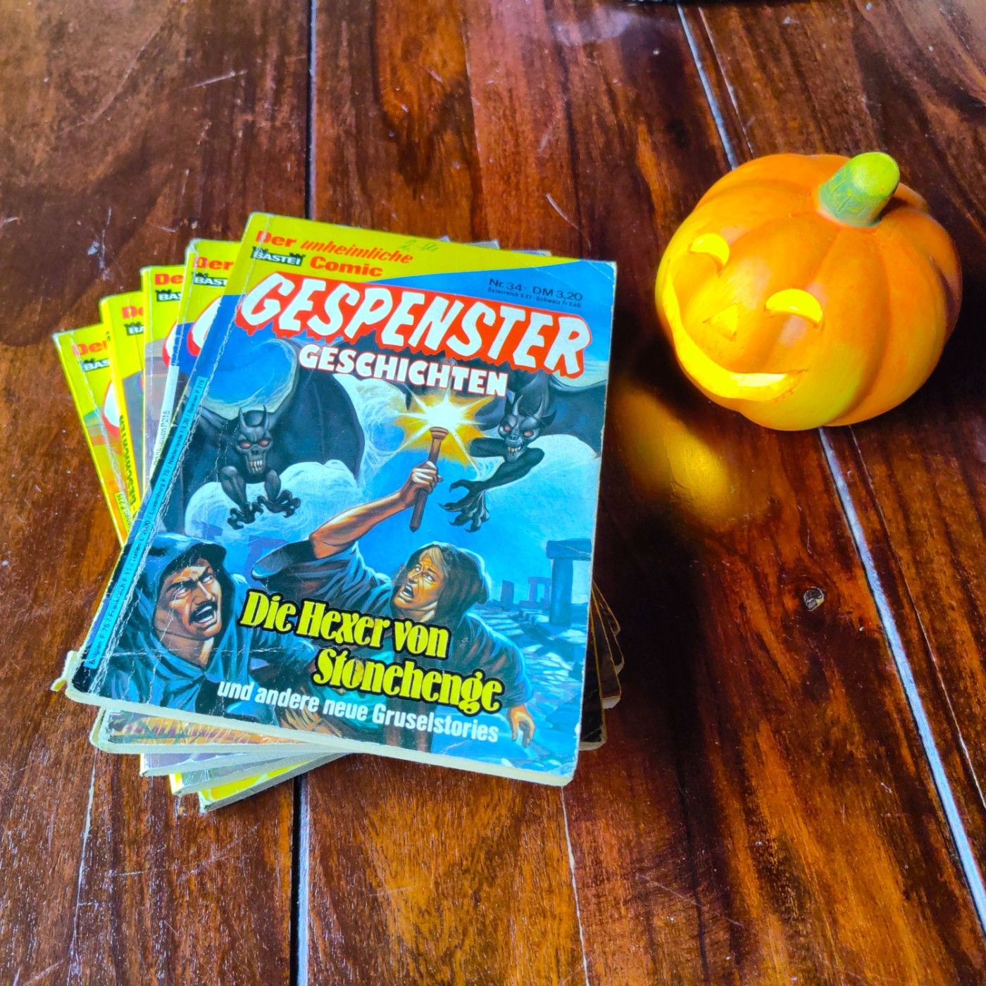 Gespenster Geschichten und Halloween