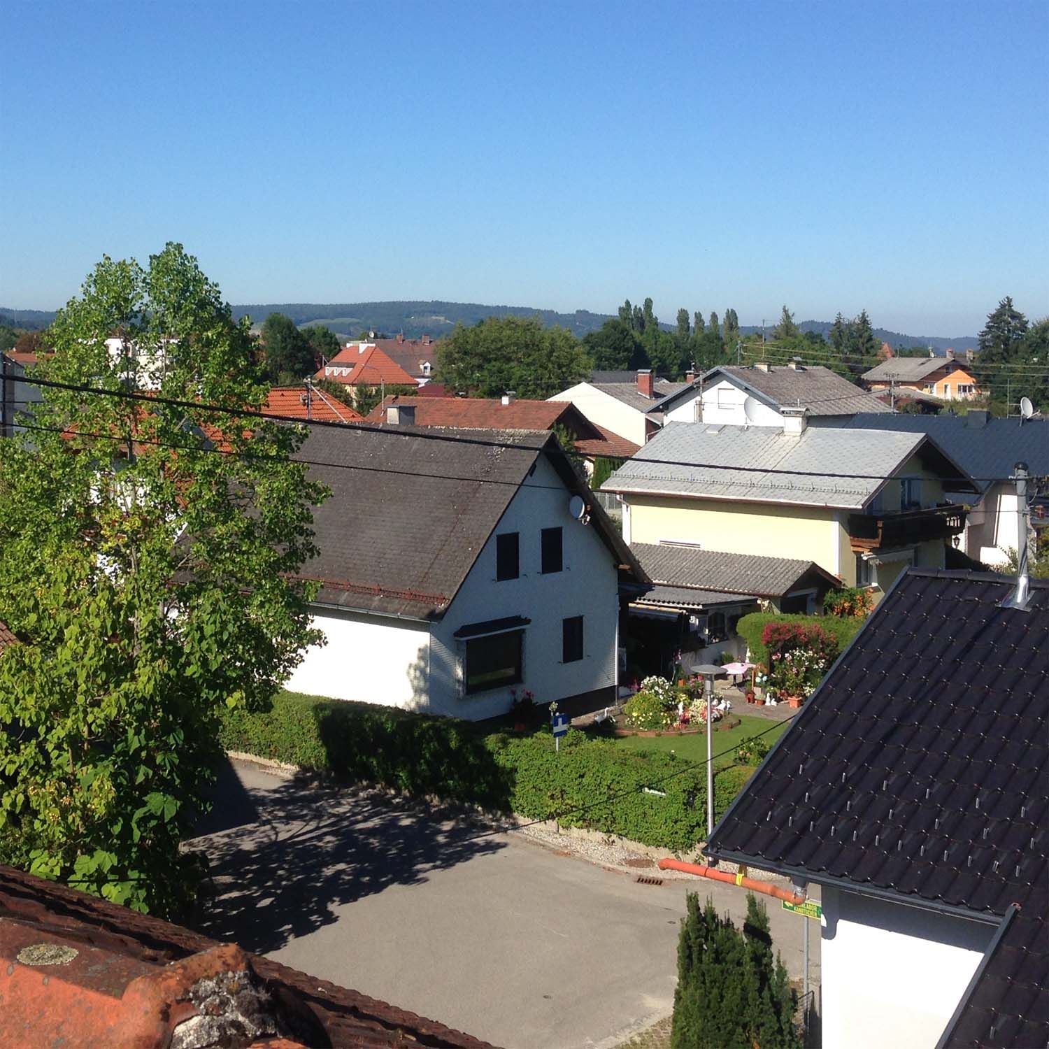 Gespräch über das Einfamilienhaus
