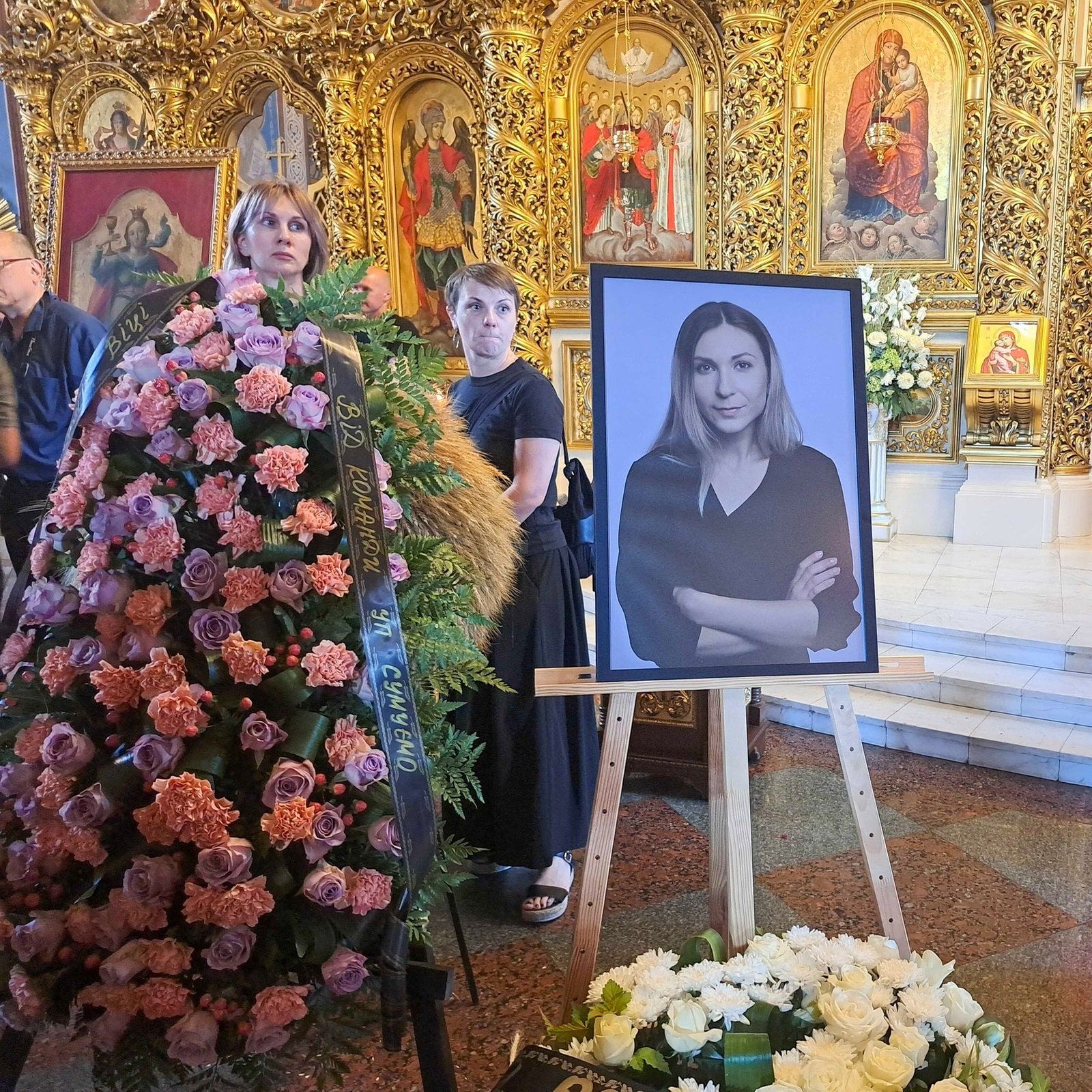 Getötete Journalistin Roschtschyna in Kiew beigesetzt