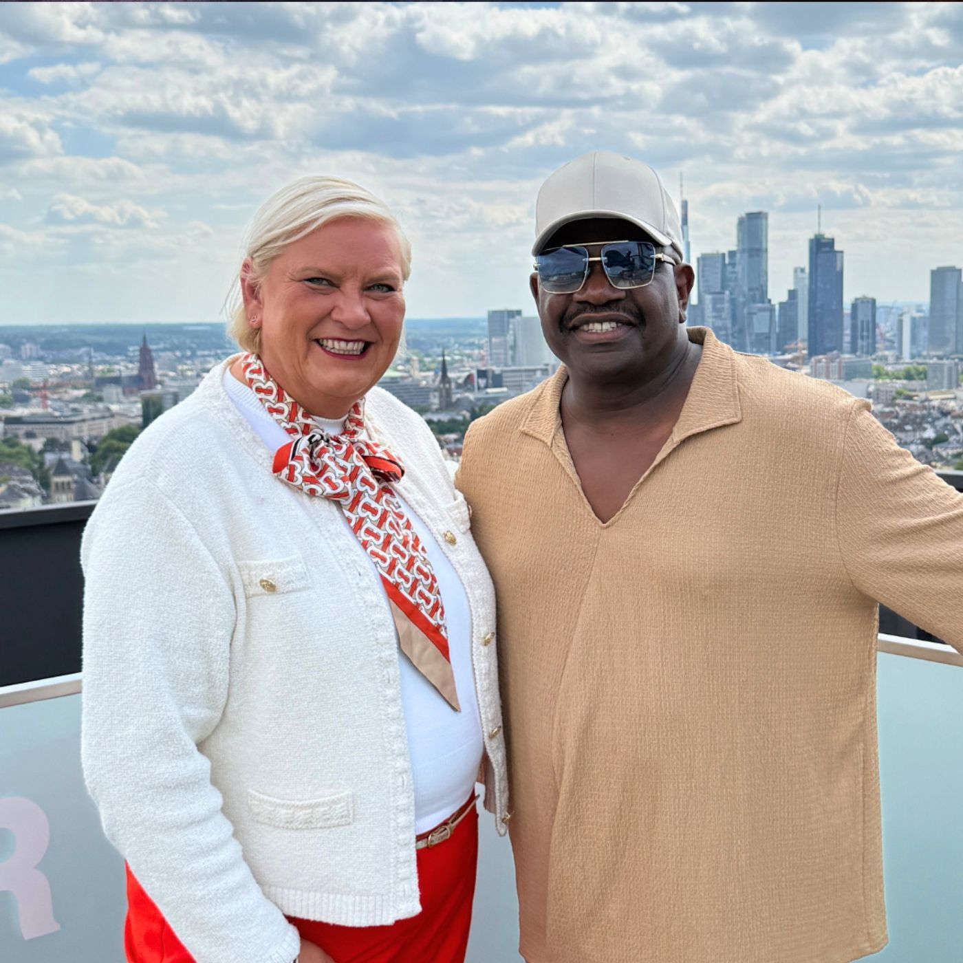 „Girl you know it’s true” I Gast: Charles Shaw