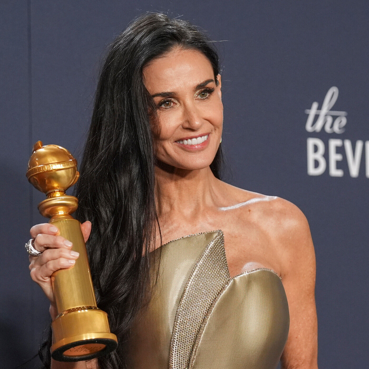 "Golden Globes 2025": Ein Talk über Glanz und Politik