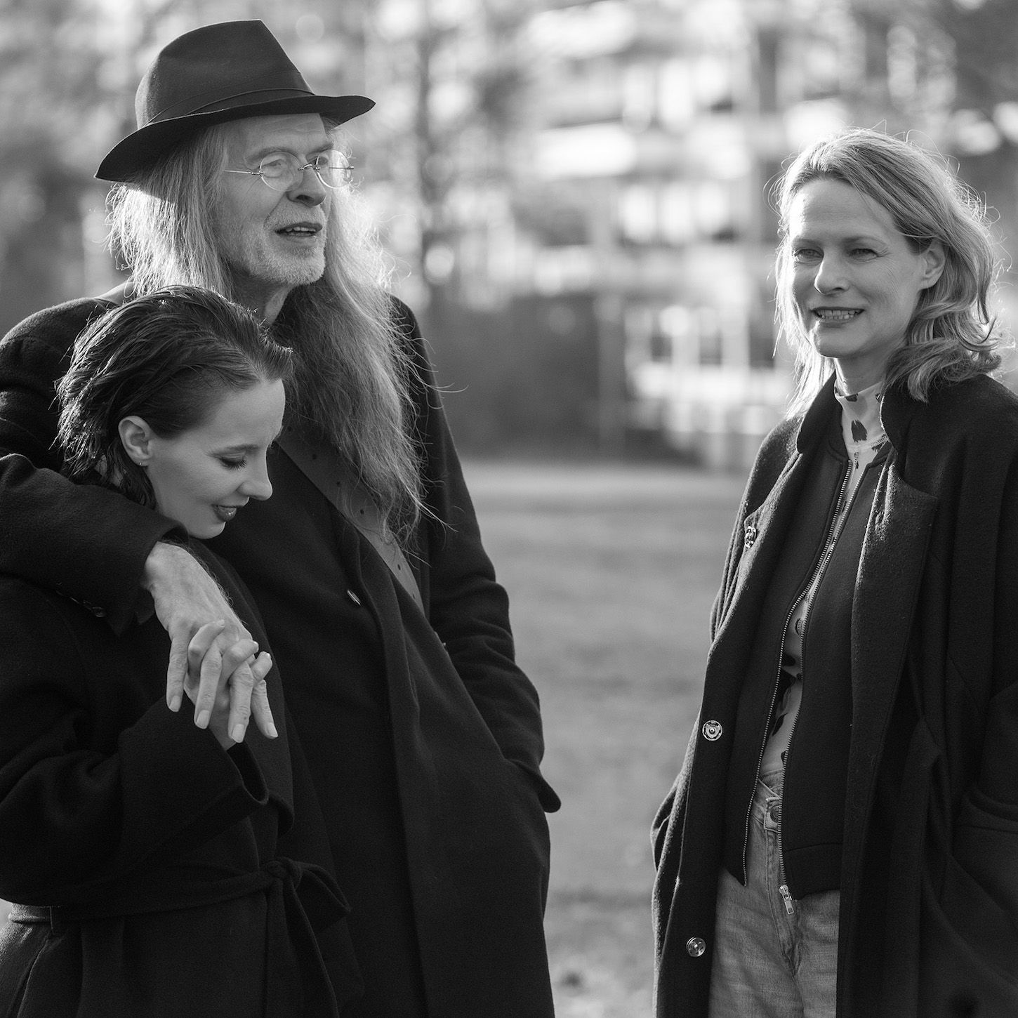 Hanna Lakomy (Escort, Schriftstellerin) und Lebenspartner Florian Havemann (Autor, Maler) im Gespräch mit Antje Riis