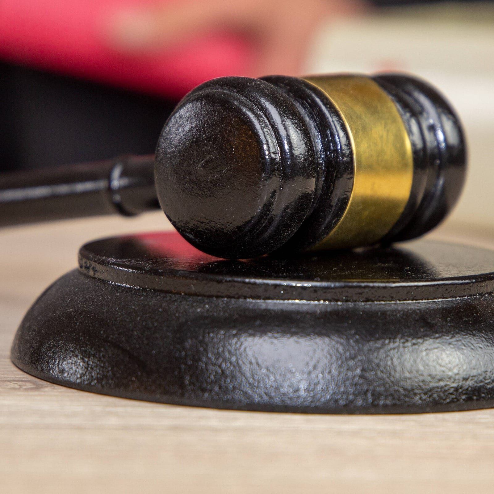 Hat ein Urteil Bestand, wenn der Richter kurz geschlafen hat?