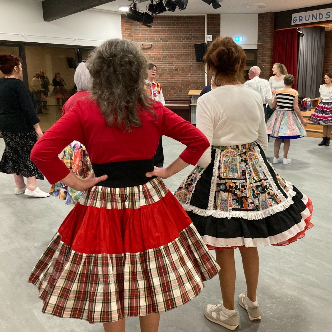 How to Startup and how to Square Dance in Oldenburg