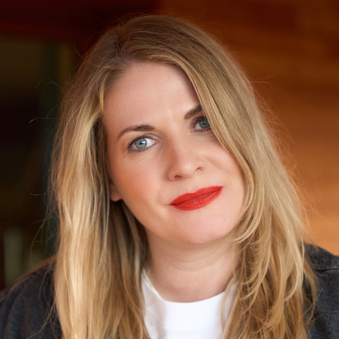 "Ich wünsche mir, dass Menschen aussehen dürfen, wie sie aussehen - egal wie alt sie sind" | Rabea Weihser, Journalistin