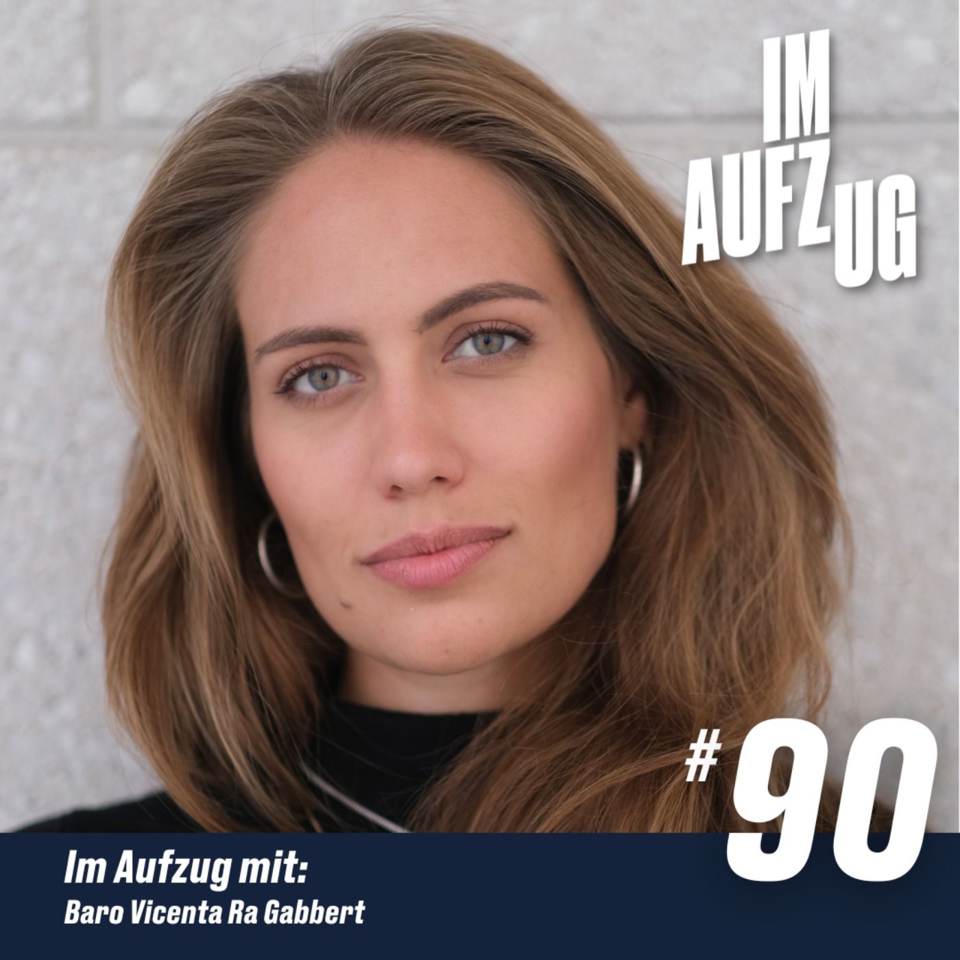 Im Aufzug mit Baro Vicenta Ra Gabbert